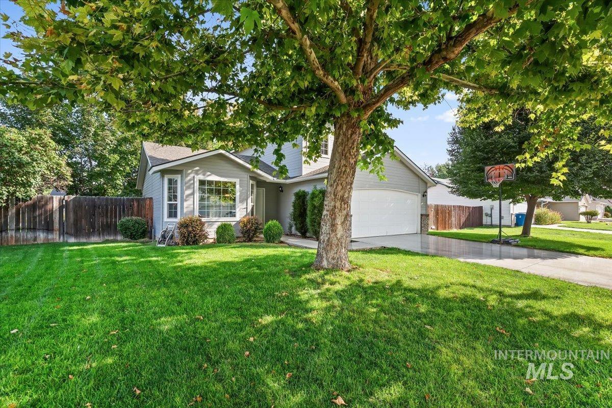 2624 S Stonehedge Dr., Nampa, Idaho 83686, 3 Bedrooms, 2.5 Bathrooms, Residential For Sale, Price $375,000, 98998999