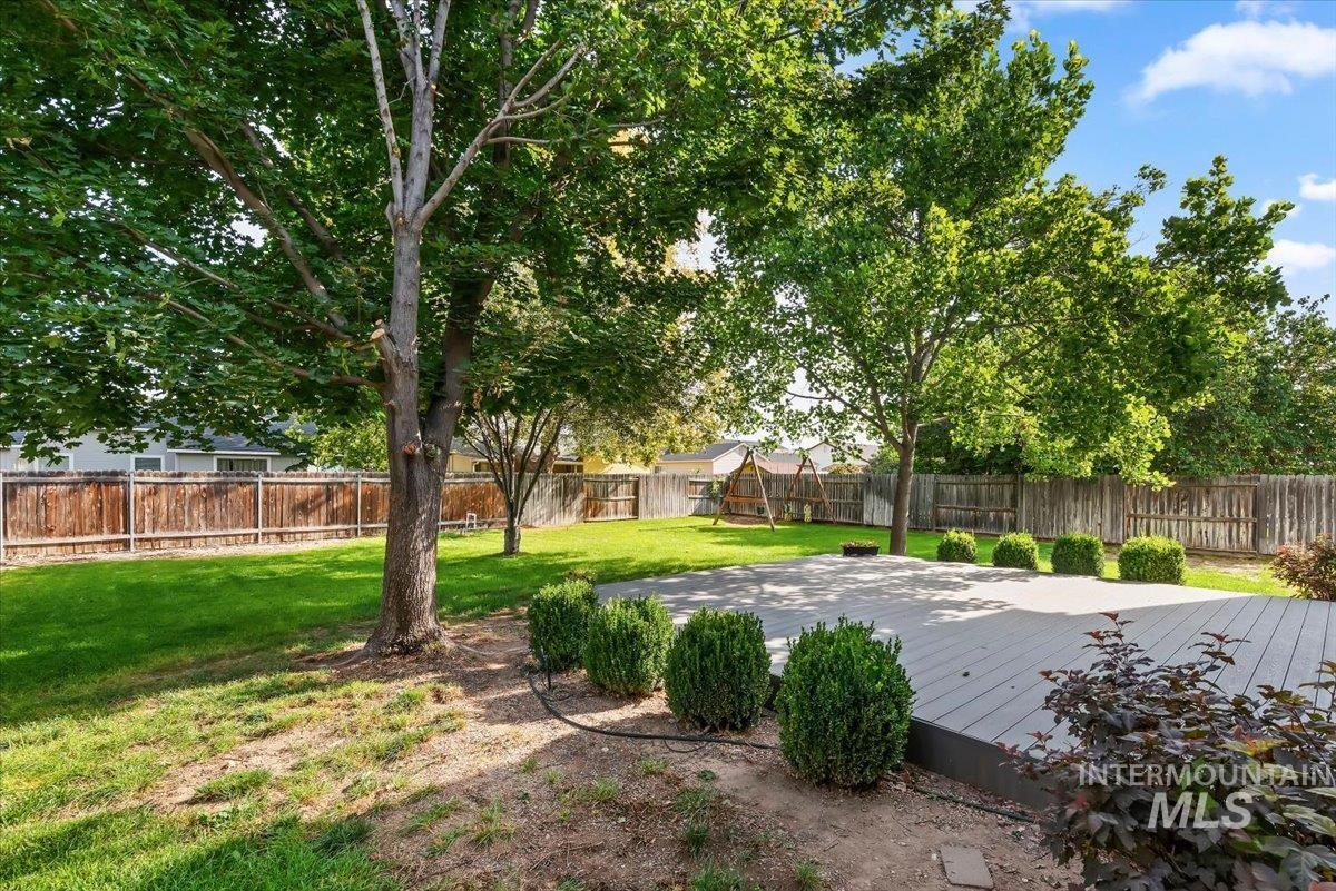 2624 S Stonehedge Dr., Nampa, Idaho 83686, 3 Bedrooms, 2.5 Bathrooms, Residential For Sale, Price $375,000, 98998999