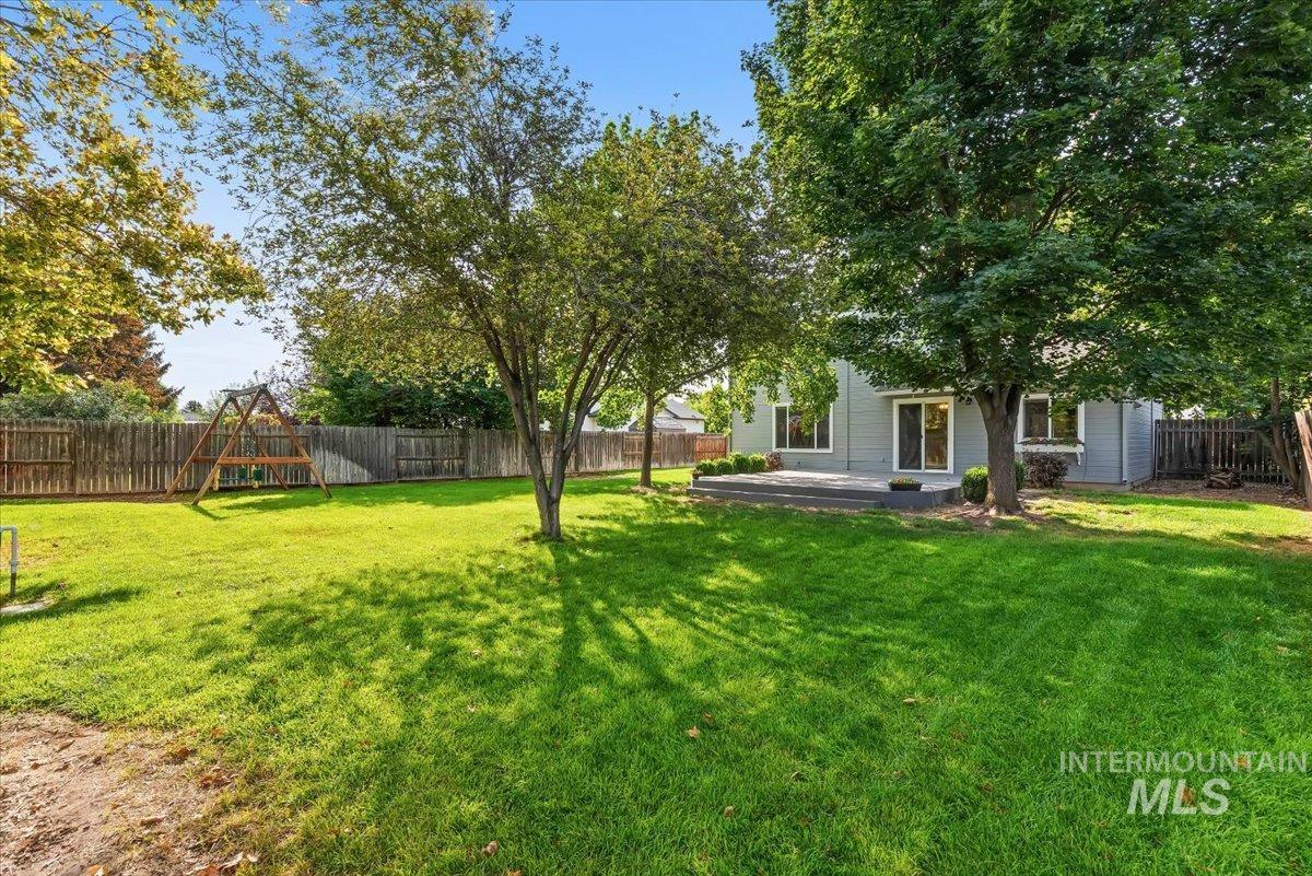 2624 S Stonehedge Dr., Nampa, Idaho 83686, 3 Bedrooms, 2.5 Bathrooms, Residential For Sale, Price $375,000, 98998999