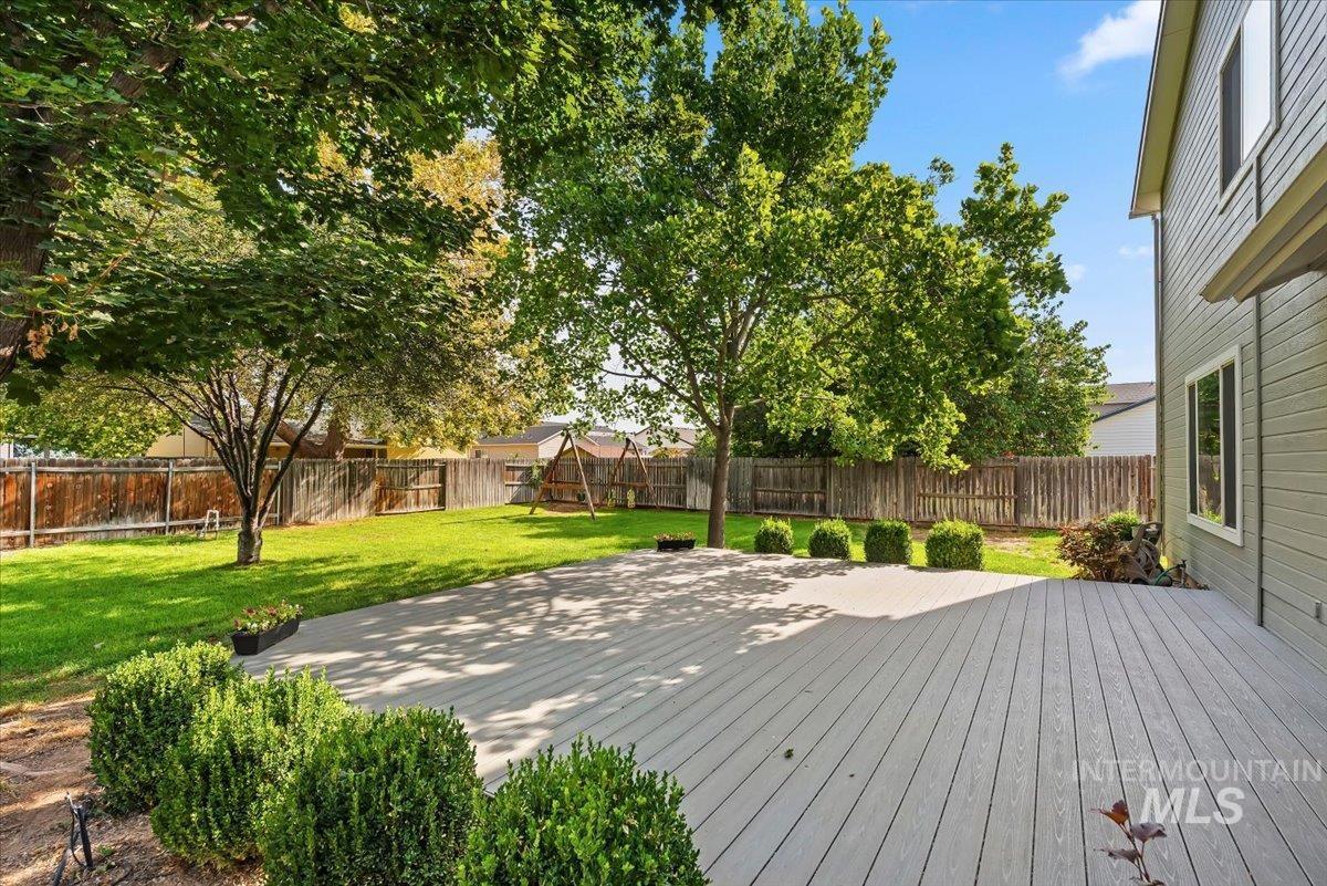 2624 S Stonehedge Dr., Nampa, Idaho 83686, 3 Bedrooms, 2.5 Bathrooms, Residential For Sale, Price $375,000, 98998999