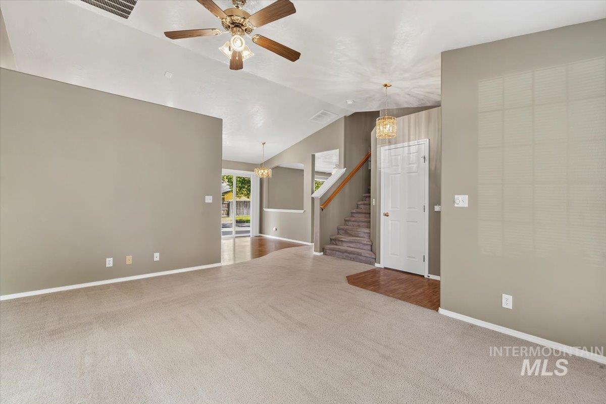 2624 S Stonehedge Dr., Nampa, Idaho 83686, 3 Bedrooms, 2.5 Bathrooms, Residential For Sale, Price $375,000, 98998999
