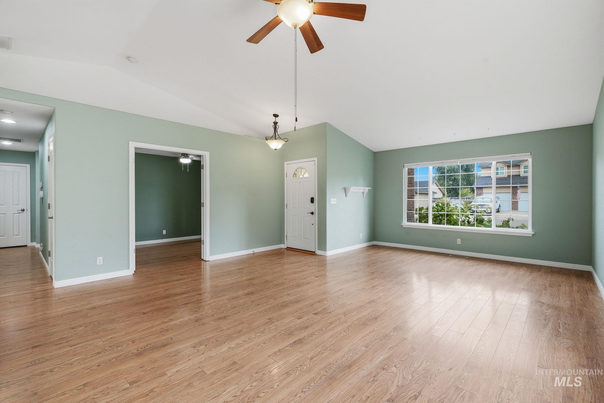 7437 W Tobi St, Boise, Idaho 83714, 3 Bedrooms, 2 Bathrooms, Residential For Sale, Price $499,900, 98999000