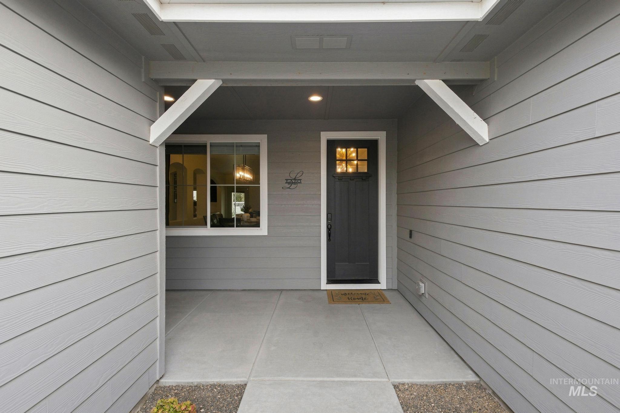 6237 E Canyon Crossing Dr, Nampa, Idaho 83687, 3 Bedrooms, 2 Bathrooms, Residential For Sale, Price $525,000, 98999002