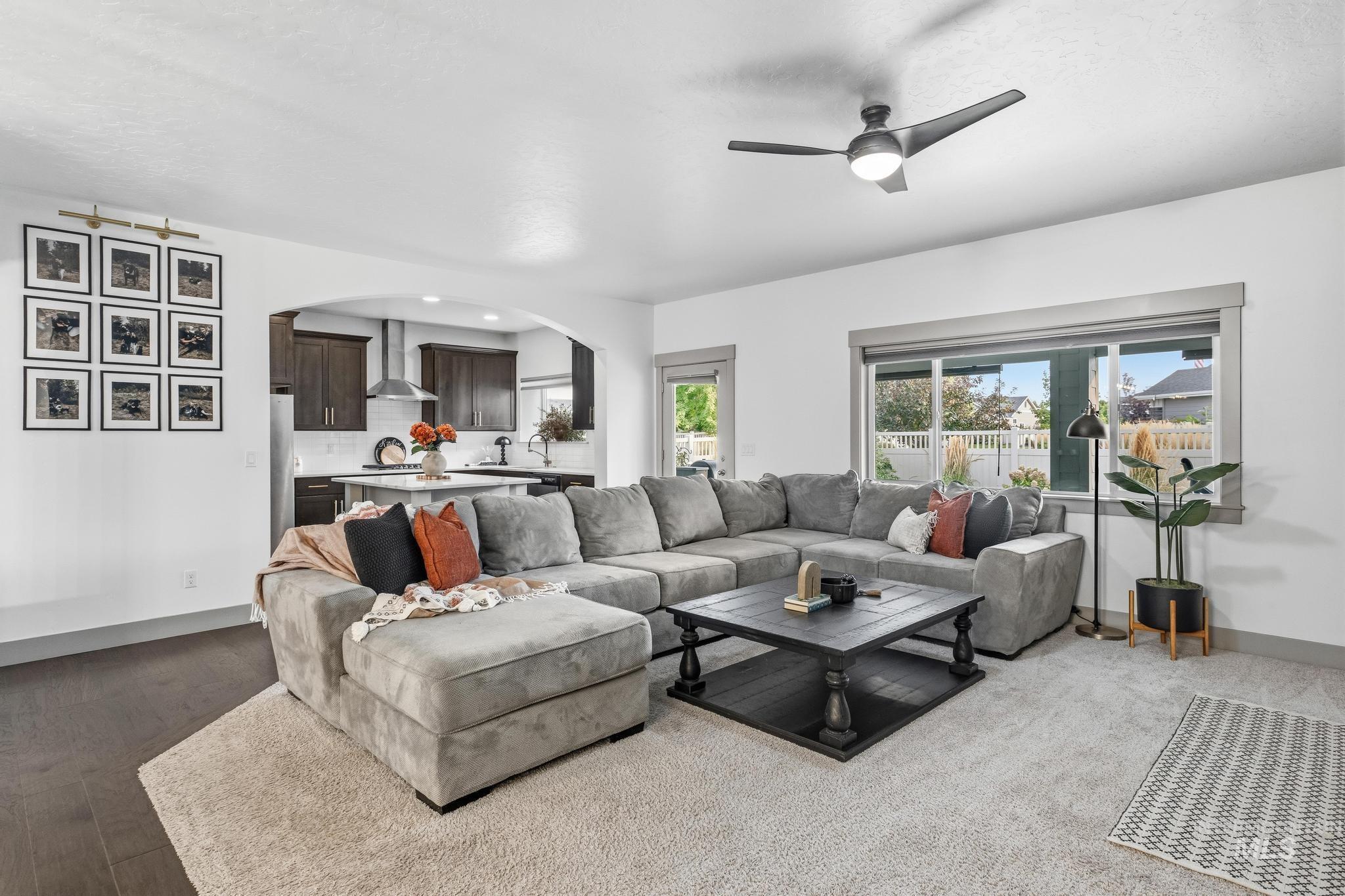 6237 E Canyon Crossing Dr, Nampa, Idaho 83687, 3 Bedrooms, 2 Bathrooms, Residential For Sale, Price $525,000, 98999002
