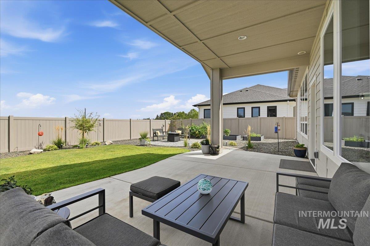 2058 W Ibis Dr, Nampa, Idaho 83686, 3 Bedrooms, 2 Bathrooms, Residential For Sale, Price $569,000, 98999004