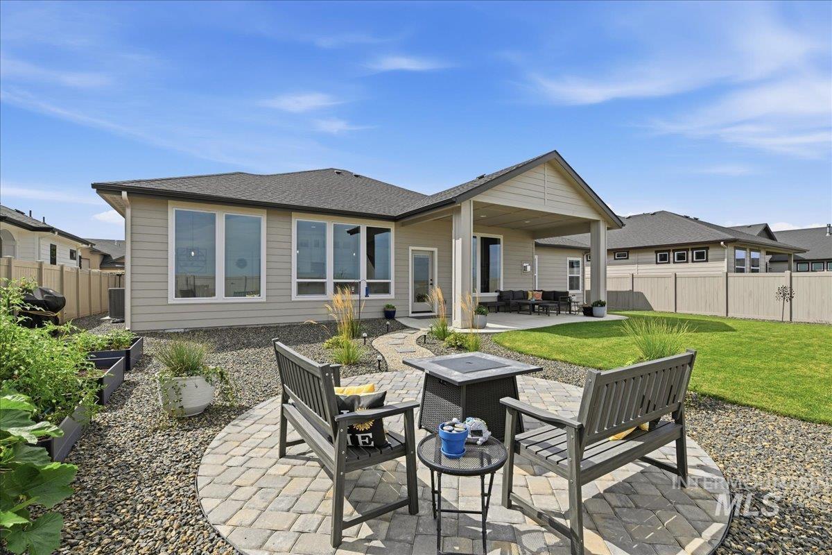 2058 W Ibis Dr, Nampa, Idaho 83686, 3 Bedrooms, 2 Bathrooms, Residential For Sale, Price $569,000, 98999004