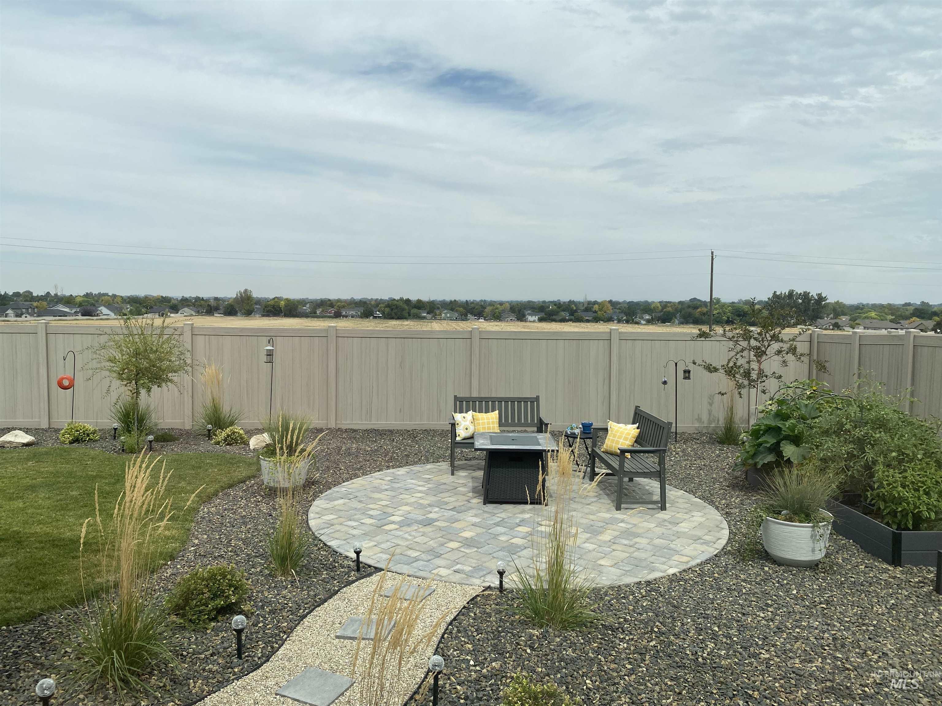 2058 W Ibis Dr, Nampa, Idaho 83686, 3 Bedrooms, 2 Bathrooms, Residential For Sale, Price $569,000, 98999004