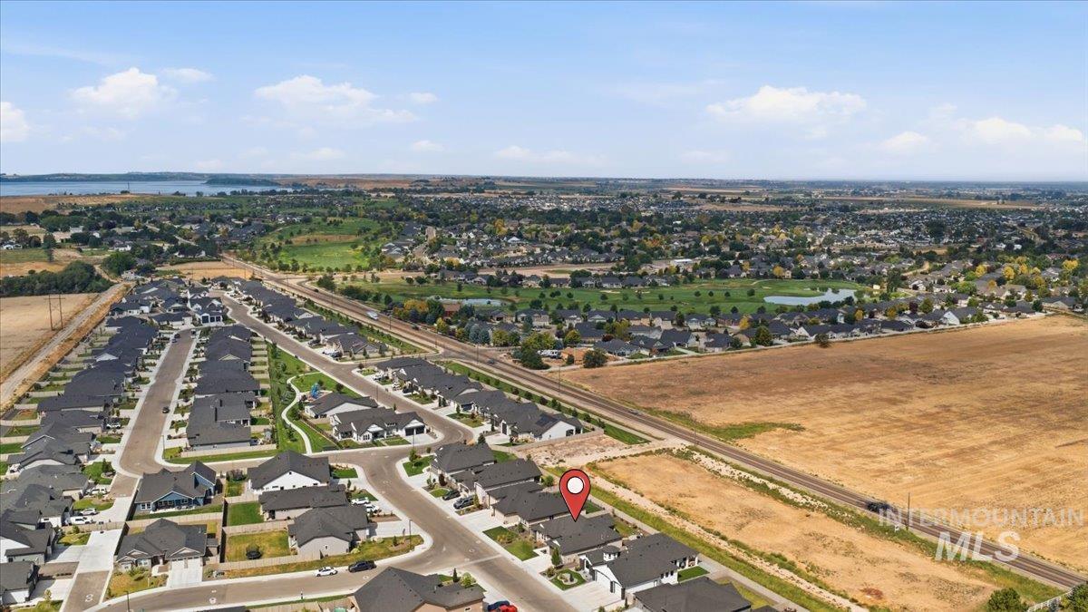 2058 W Ibis Dr, Nampa, Idaho 83686, 3 Bedrooms, 2 Bathrooms, Residential For Sale, Price $569,000, 98999004