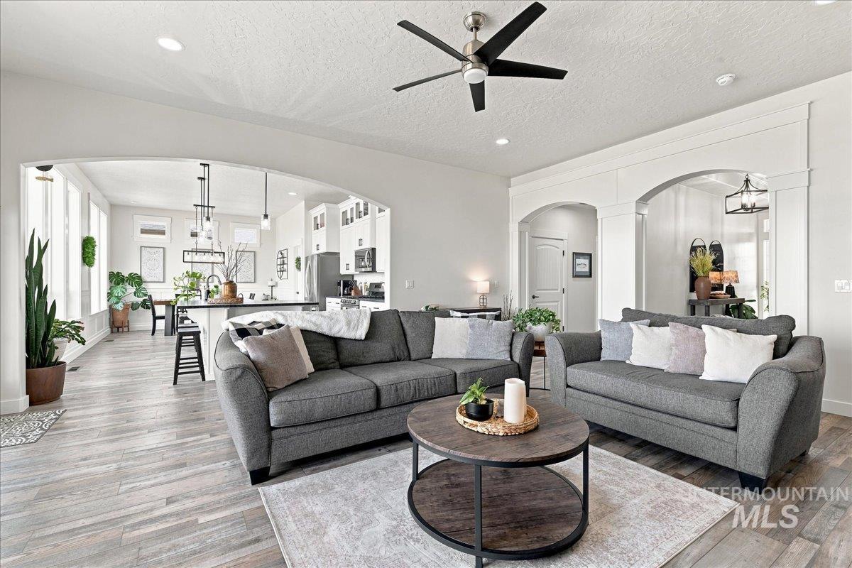 2058 W Ibis Dr, Nampa, Idaho 83686, 3 Bedrooms, 2 Bathrooms, Residential For Sale, Price $569,000, 98999004