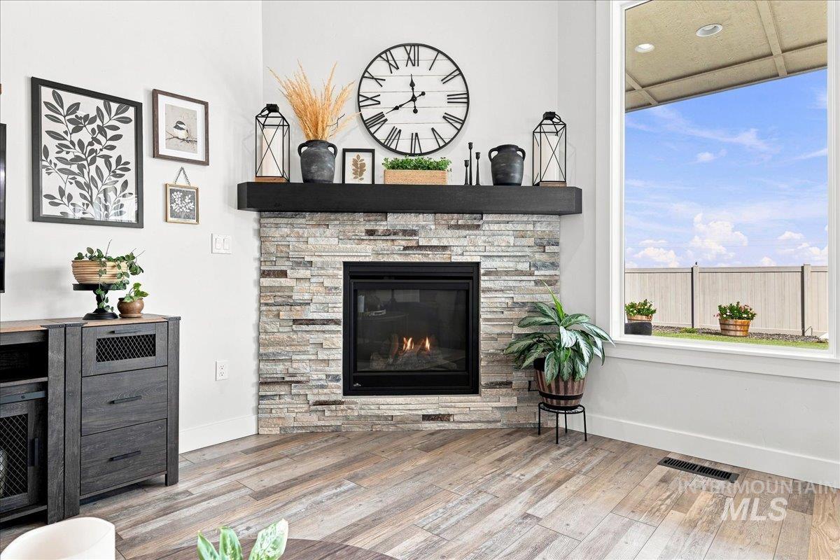 2058 W Ibis Dr, Nampa, Idaho 83686, 3 Bedrooms, 2 Bathrooms, Residential For Sale, Price $569,000, 98999004
