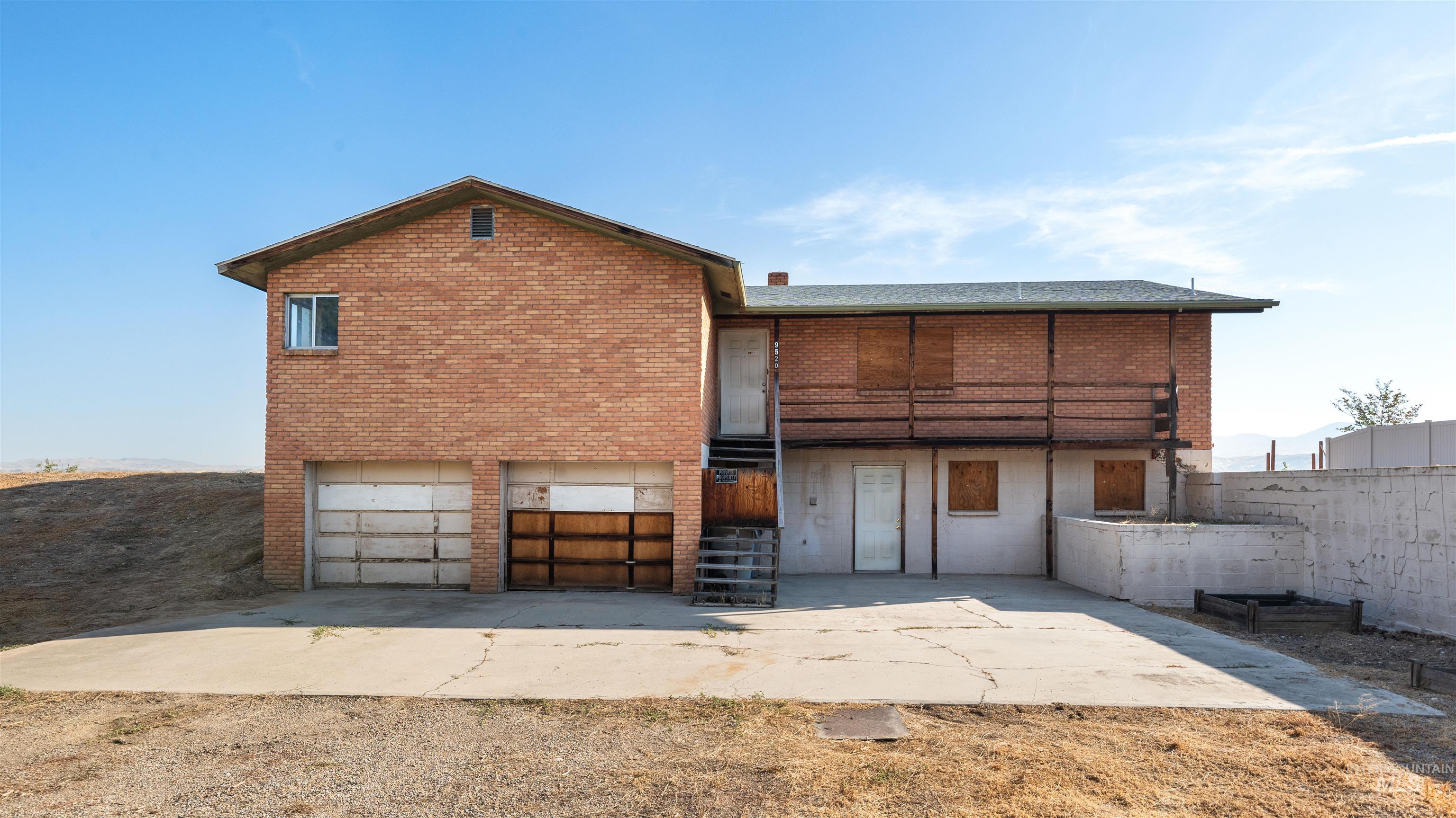 9520 W Knottingham, Boise, Idaho 83704, 4 Bedrooms, 2 Bathrooms, Residential For Sale, Price $475,000, 98999006