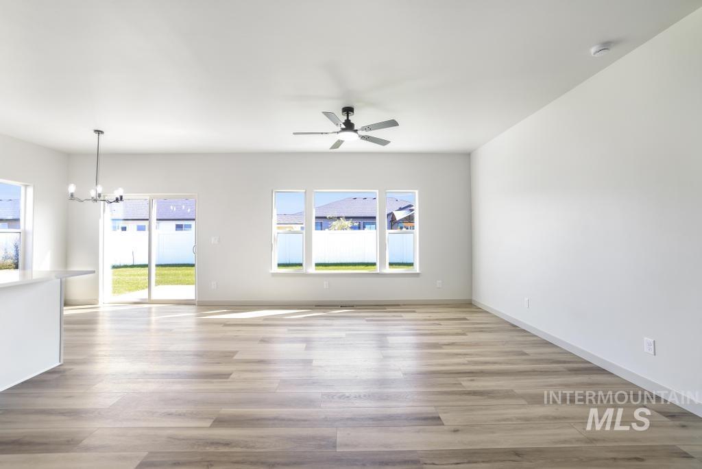 419 Rock Dove Loop, Twin Falls, Idaho 83301, 3 Bedrooms, 2 Bathrooms, Residential For Sale, Price $375,000, 98999007