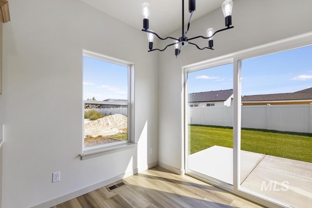 419 Rock Dove Loop, Twin Falls, Idaho 83301, 3 Bedrooms, 2 Bathrooms, Residential For Sale, Price $375,000, 98999007