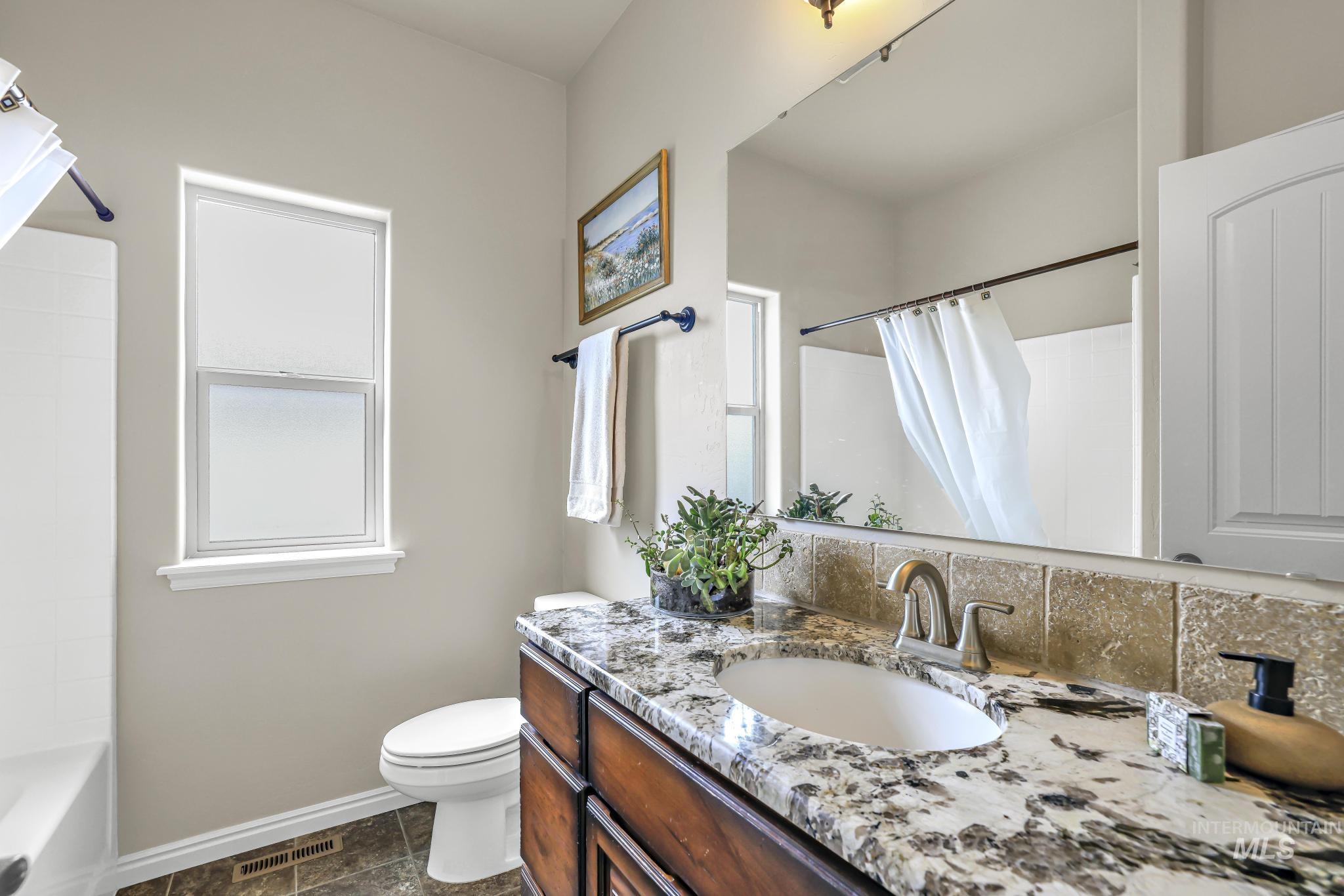 921 Ballard Ln, Kimberly, Idaho 83341, 3 Bedrooms, 3.5 Bathrooms, Residential For Sale, Price $515,000, 98999010