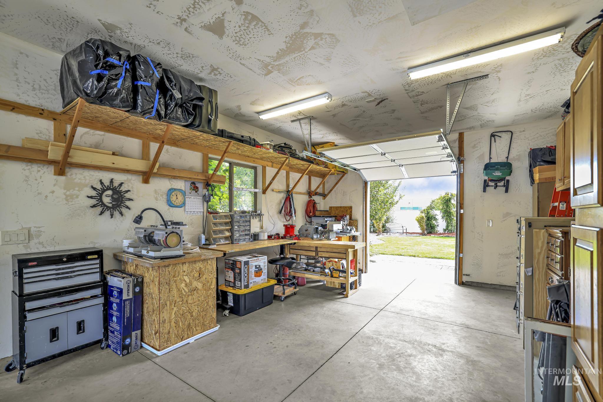 921 Ballard Ln, Kimberly, Idaho 83341, 3 Bedrooms, 3.5 Bathrooms, Residential For Sale, Price $515,000, 98999010