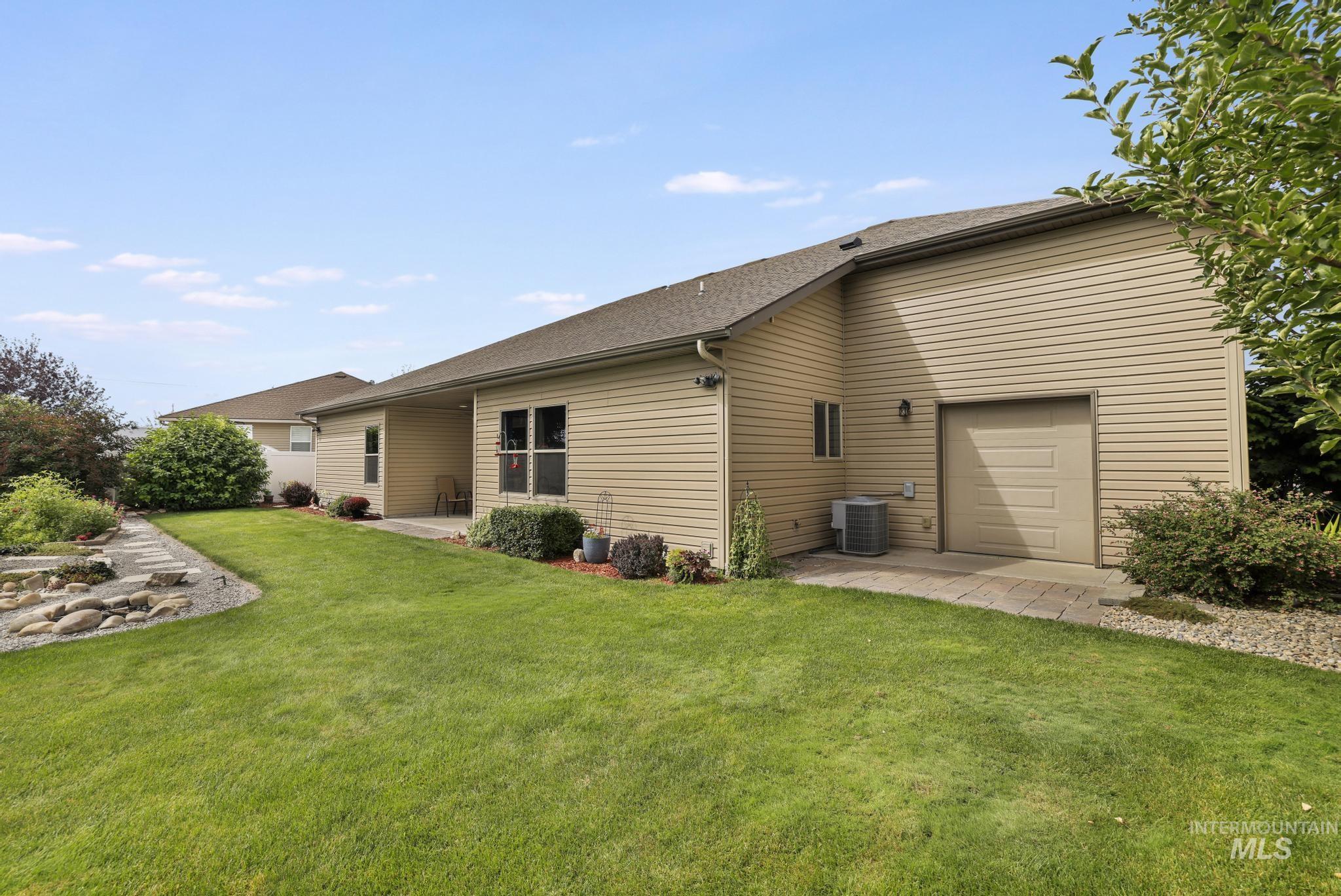 921 Ballard Ln, Kimberly, Idaho 83341, 3 Bedrooms, 3.5 Bathrooms, Residential For Sale, Price $515,000, 98999010