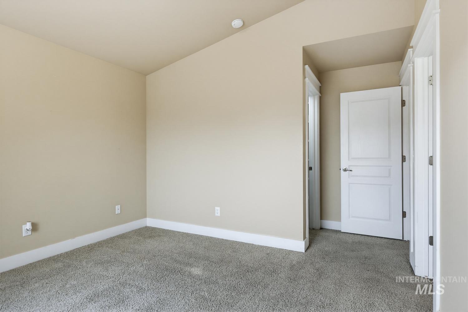 9702 W Amity, Boise, Idaho 83709, 3 Bedrooms, 2 Bathrooms, Residential For Sale, Price $409,900, 98999014