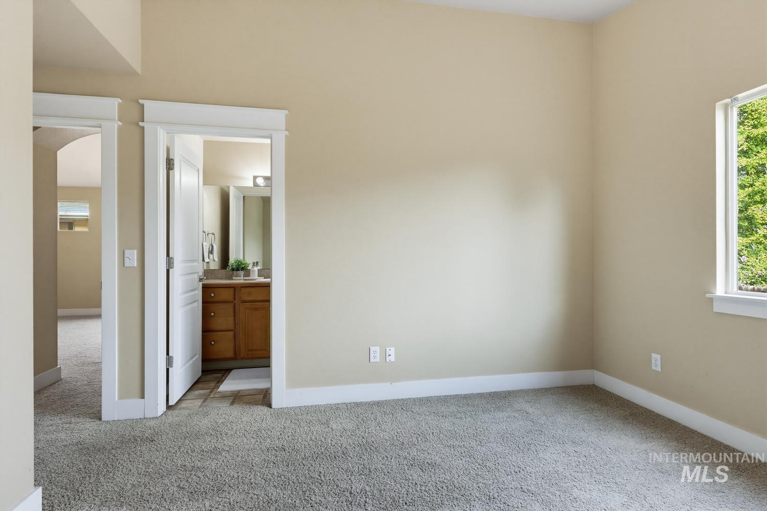 9702 W Amity, Boise, Idaho 83709, 3 Bedrooms, 2 Bathrooms, Residential For Sale, Price $409,900, 98999014