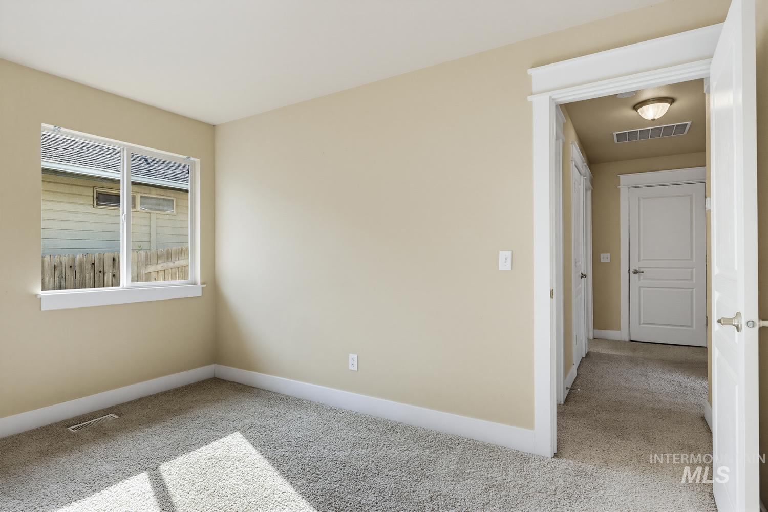 9702 W Amity, Boise, Idaho 83709, 3 Bedrooms, 2 Bathrooms, Residential For Sale, Price $409,900, 98999014