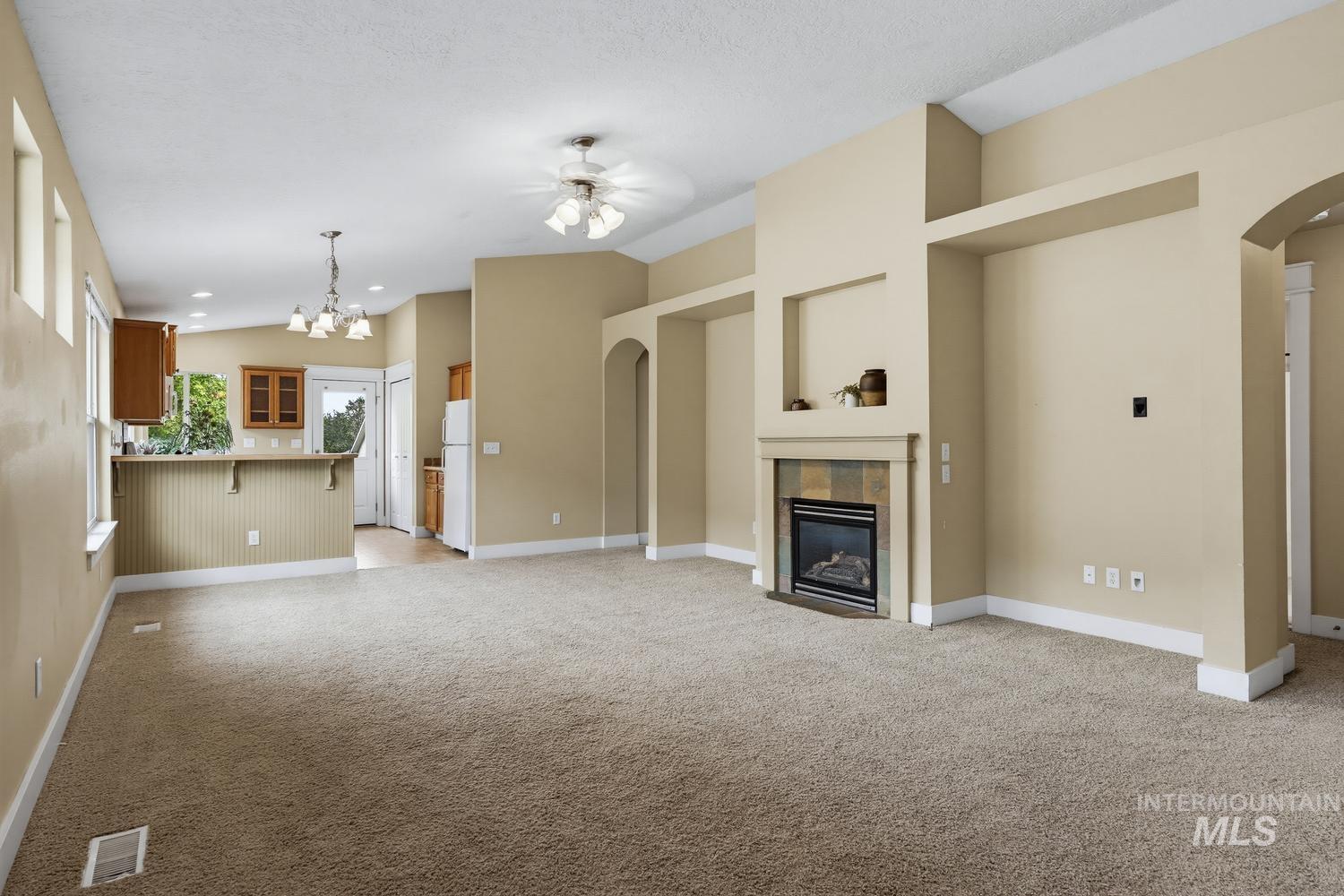 9702 W Amity, Boise, Idaho 83709, 3 Bedrooms, 2 Bathrooms, Residential For Sale, Price $409,900, 98999014