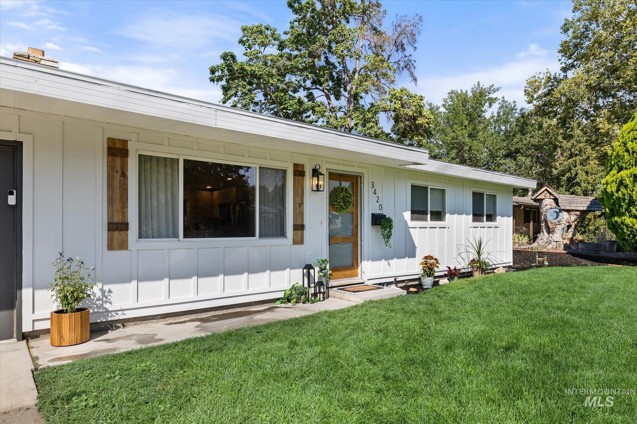 3420 W Sunset Ave., Boise, Idaho 83703, 4 Bedrooms, 2 Bathrooms, Residential For Sale, Price $589,900, 98999017