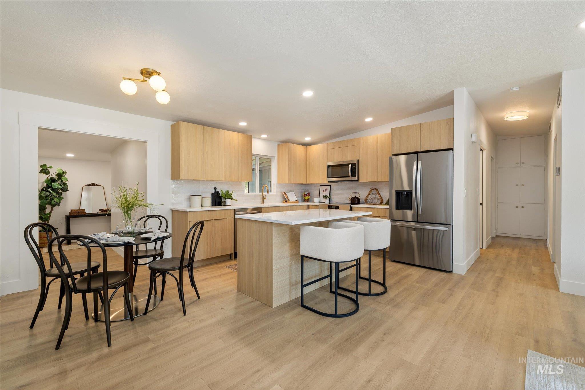 3420 W Sunset Ave., Boise, Idaho 83703, 4 Bedrooms, 2 Bathrooms, Residential For Sale, Price $589,900, 98999017