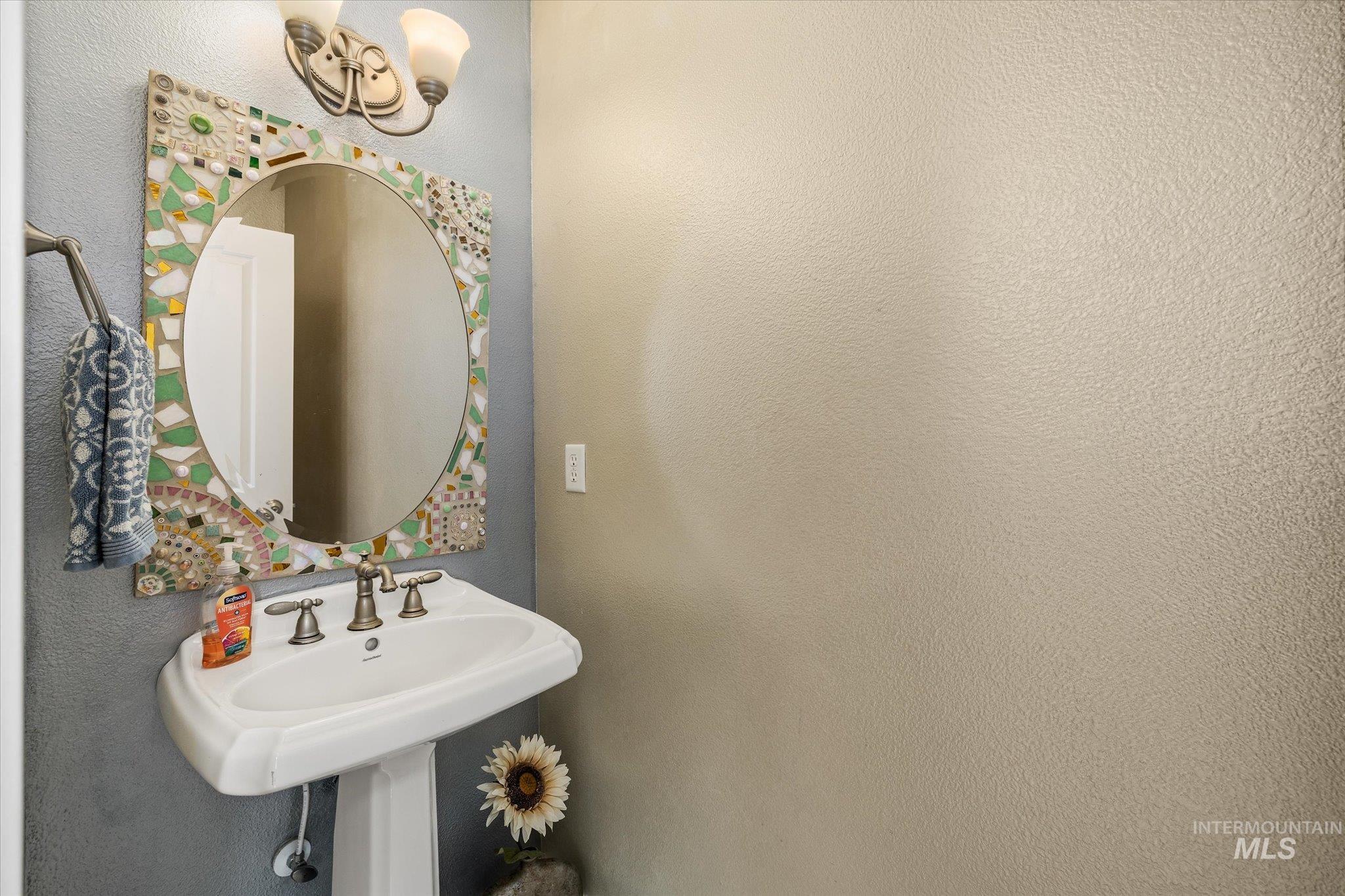 2551 W Breneman St, Boise, Idaho 83702, 4 Bedrooms, 2.5 Bathrooms, Residential For Sale, Price $1,100,000,MLS 98999018