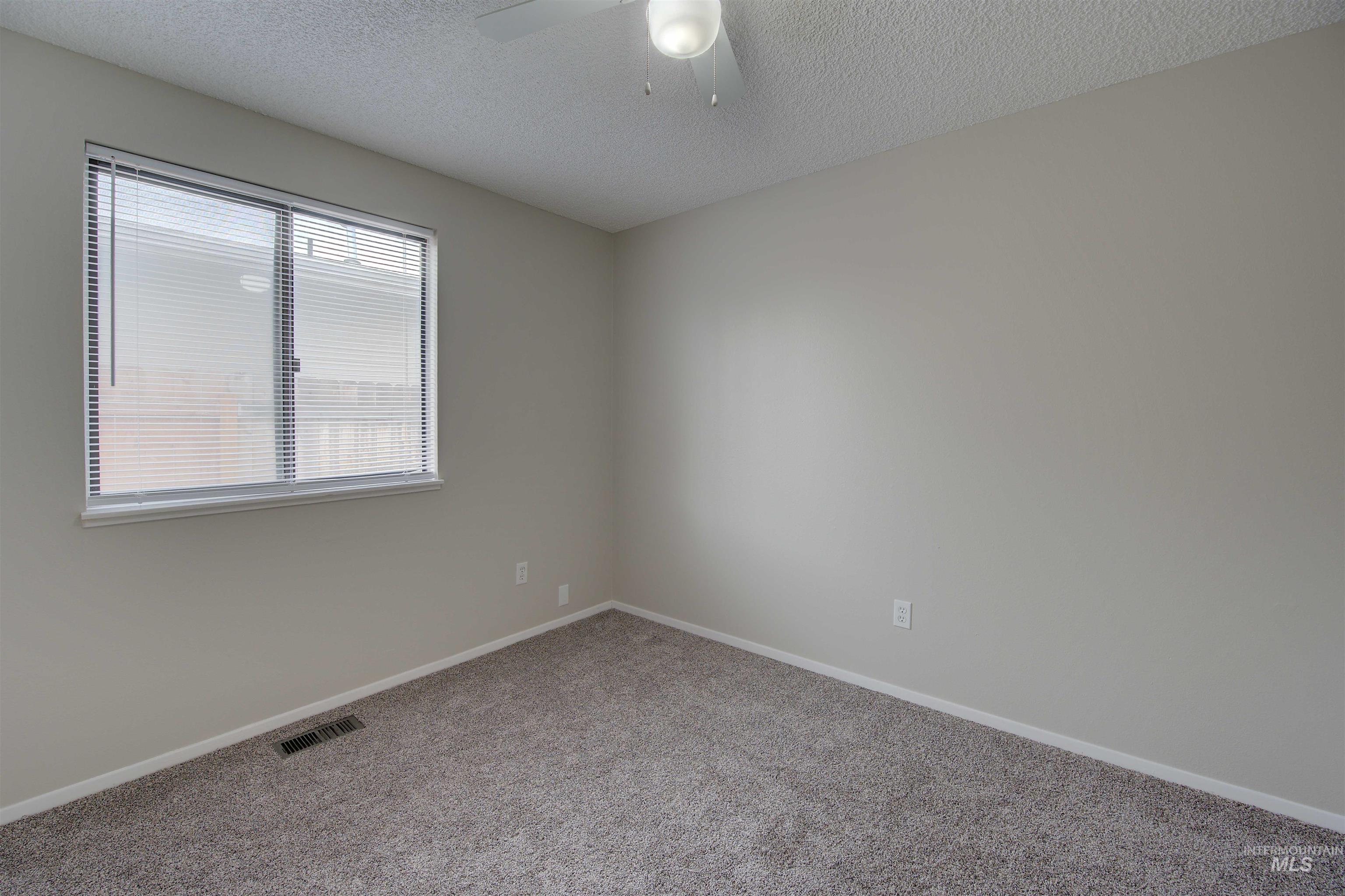 2708 Kerr Unit #1 & #2, Boise, Idaho 83705, 2 Bedrooms, 1 Bathroom, Residential Income For Sale, Price $475,000,MLS 98999019