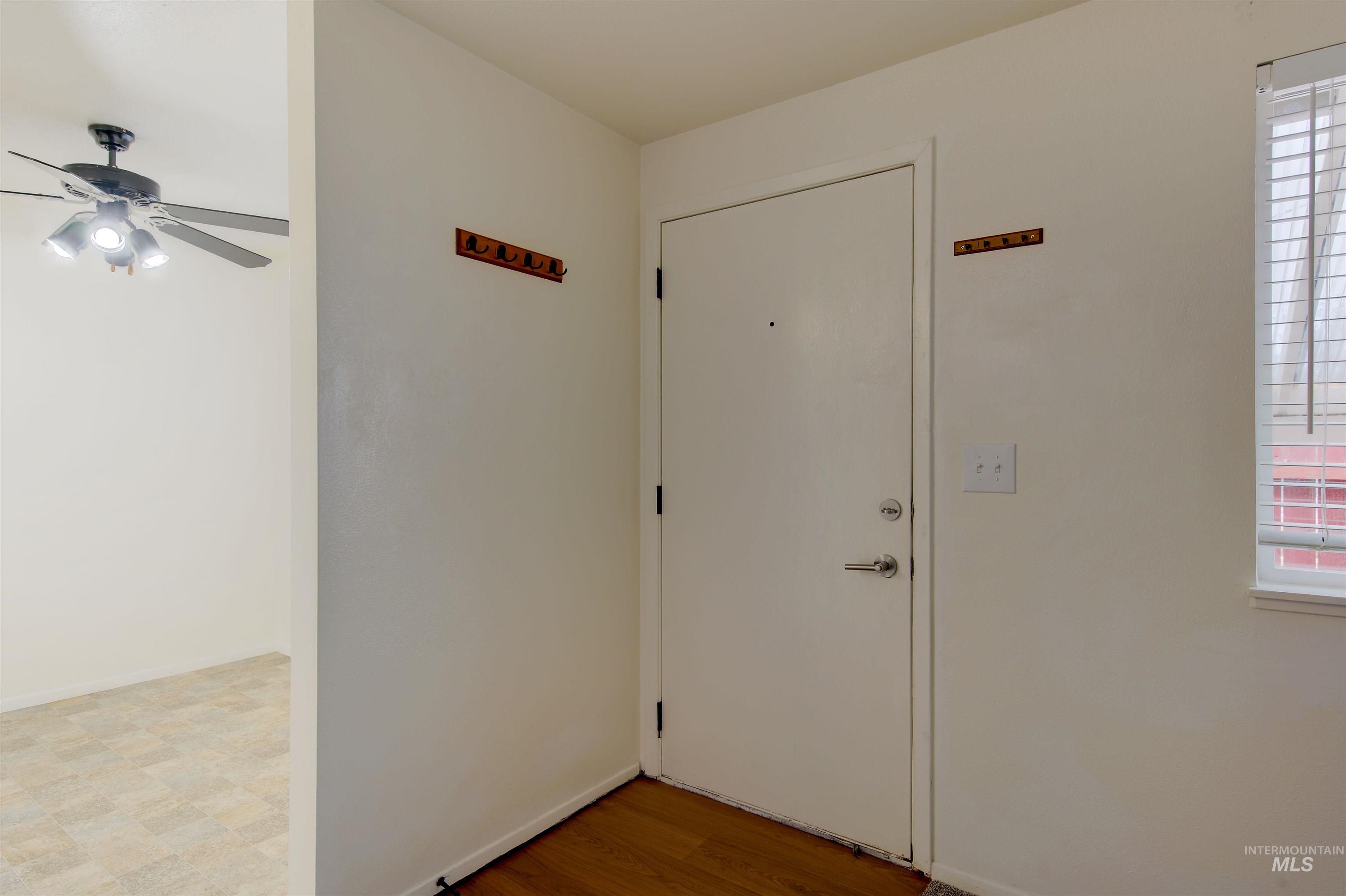 2708 Kerr Unit #1 & #2, Boise, Idaho 83705, 2 Bedrooms, 1 Bathroom, Residential Income For Sale, Price $475,000,MLS 98999019