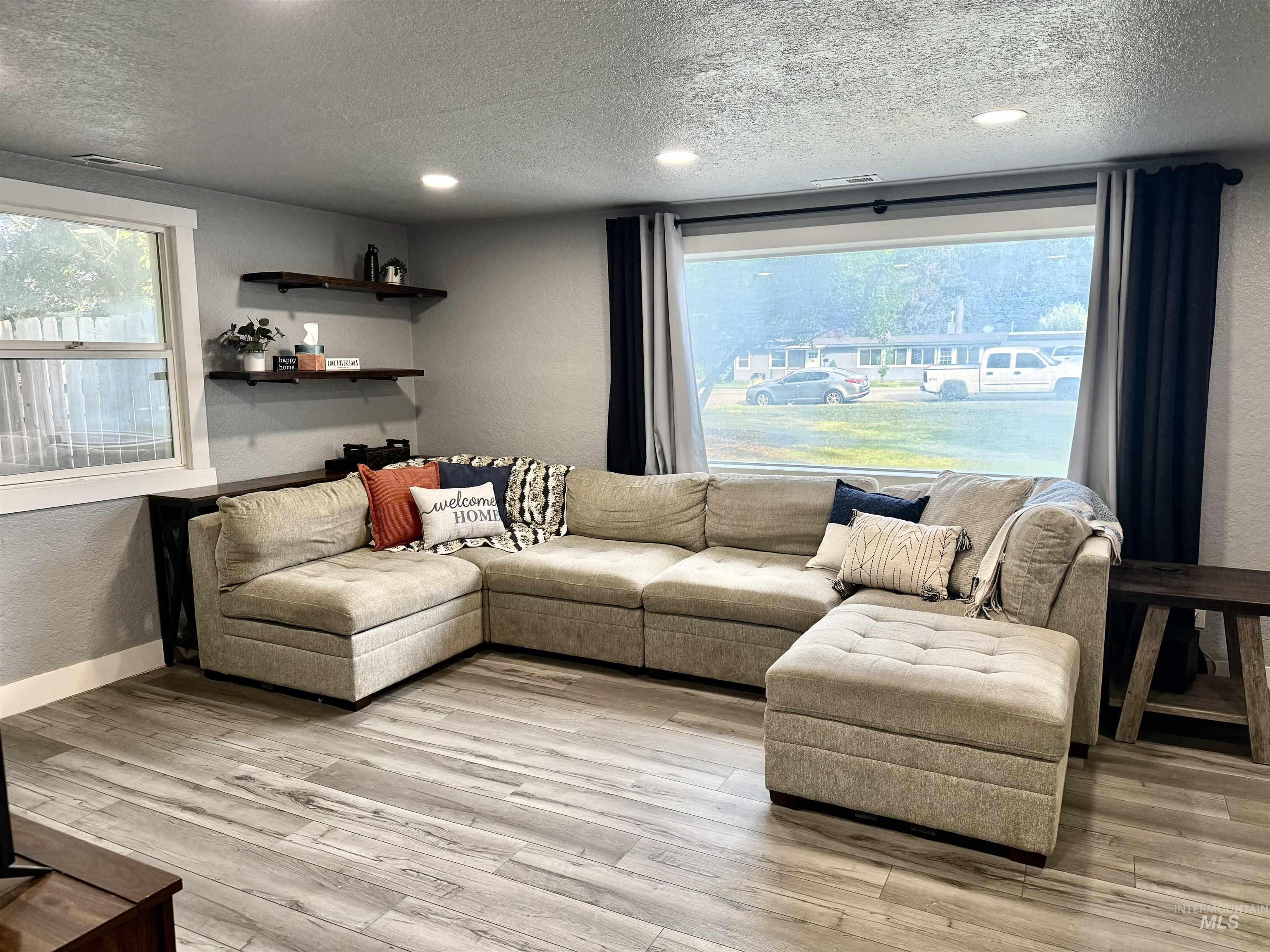 1420 10th Ave South, Nampa, Idaho 83651, 2 Bedrooms, 1 Bathroom, Residential For Sale, Price $318,000,MLS 98999020