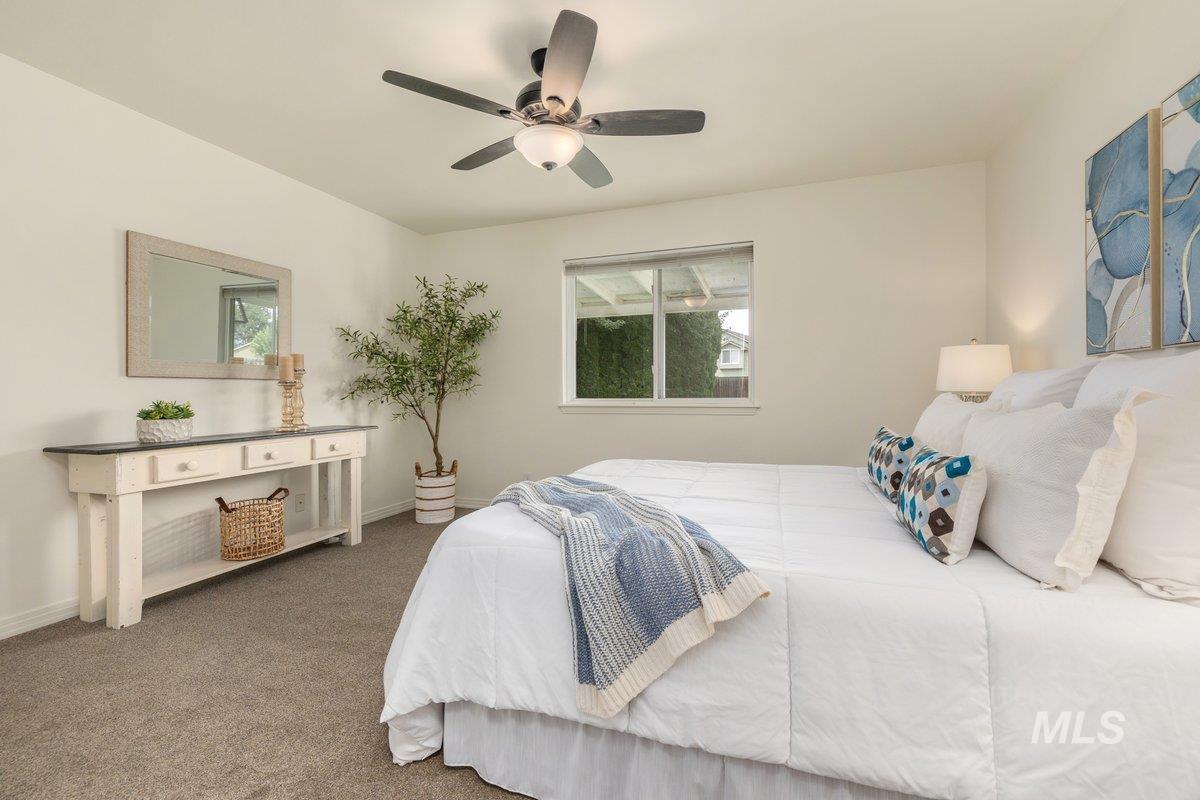 897 S Pelican Way, Meridian, Idaho 83642, 3 Bedrooms, 2 Bathrooms, Residential For Sale, Price $400,000, 98999021