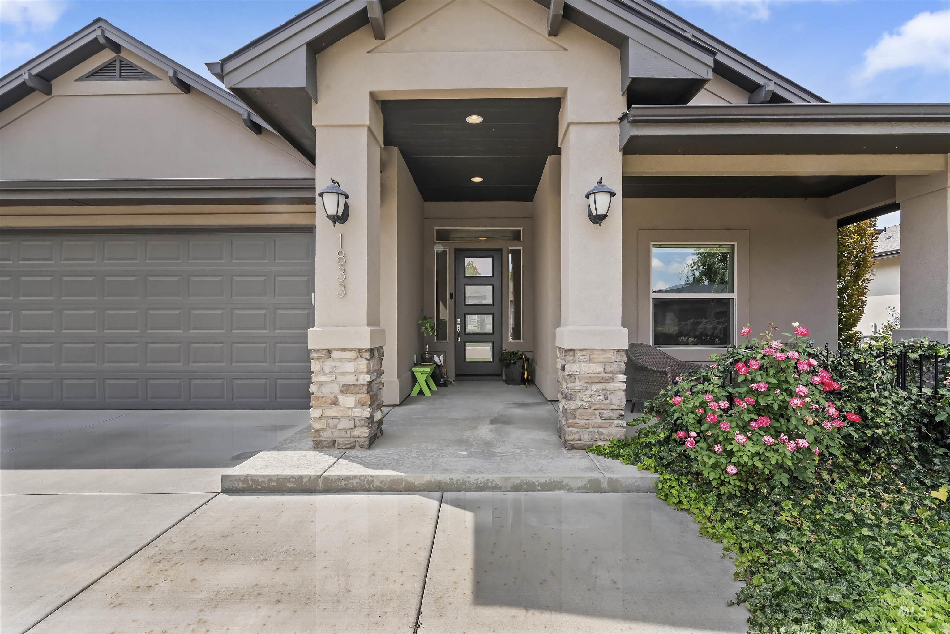 1833 N Monterossa Way, Eagle, Idaho 83616, 3 Bedrooms, 2.5 Bathrooms, Residential For Sale, Price $830,000,MLS 98999025