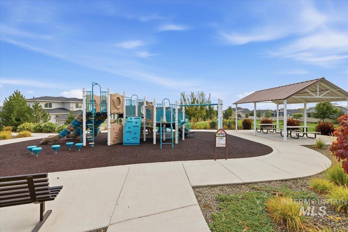 12789 S Alzano Way, Nampa, Idaho 83686, 5 Bedrooms, 3 Bathrooms, Residential For Sale, Price $749,990, 98999026