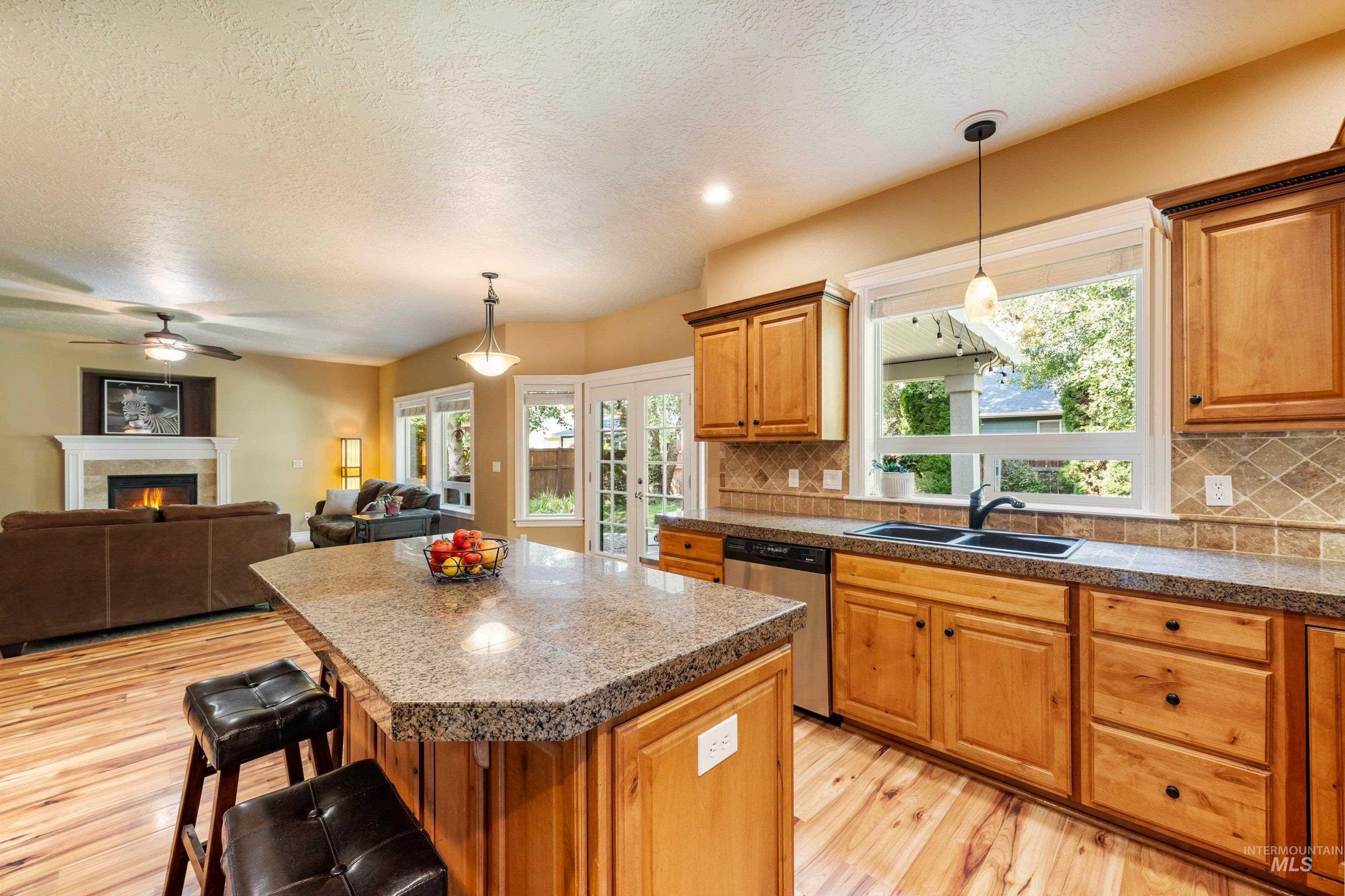 2336 E Summer Dawn Dr, Meridian, Idaho 83646, 4 Bedrooms, 2.5 Bathrooms, Residential For Sale, Price $603,990, 98999027
