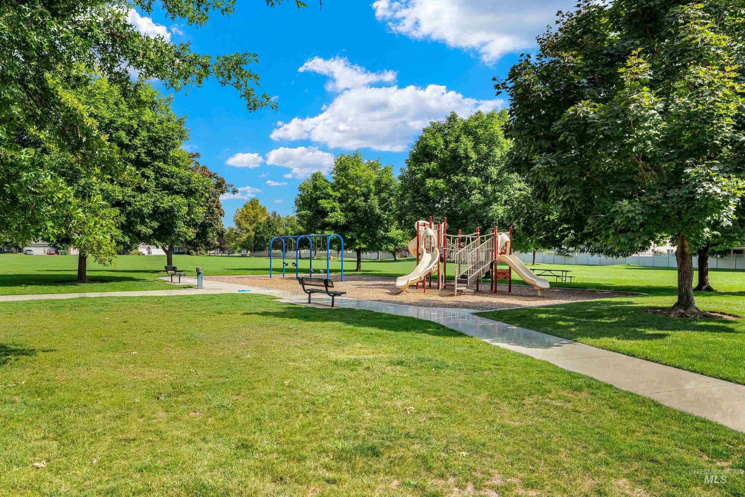2336 E Summer Dawn Dr, Meridian, Idaho 83646, 4 Bedrooms, 2.5 Bathrooms, Residential For Sale, Price $603,990, 98999027