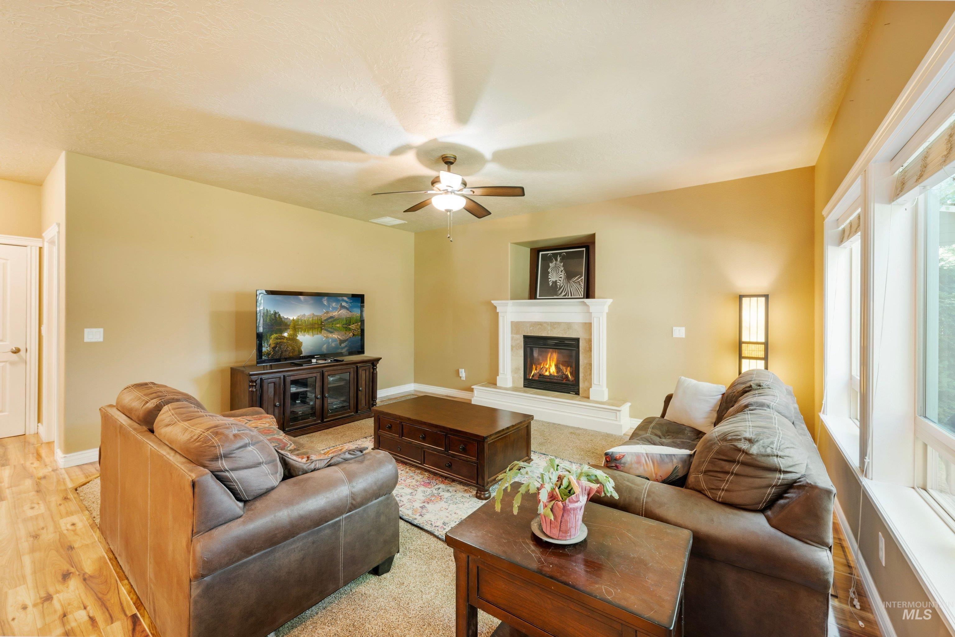 2336 E Summer Dawn Dr, Meridian, Idaho 83646, 4 Bedrooms, 2.5 Bathrooms, Residential For Sale, Price $603,990, 98999027