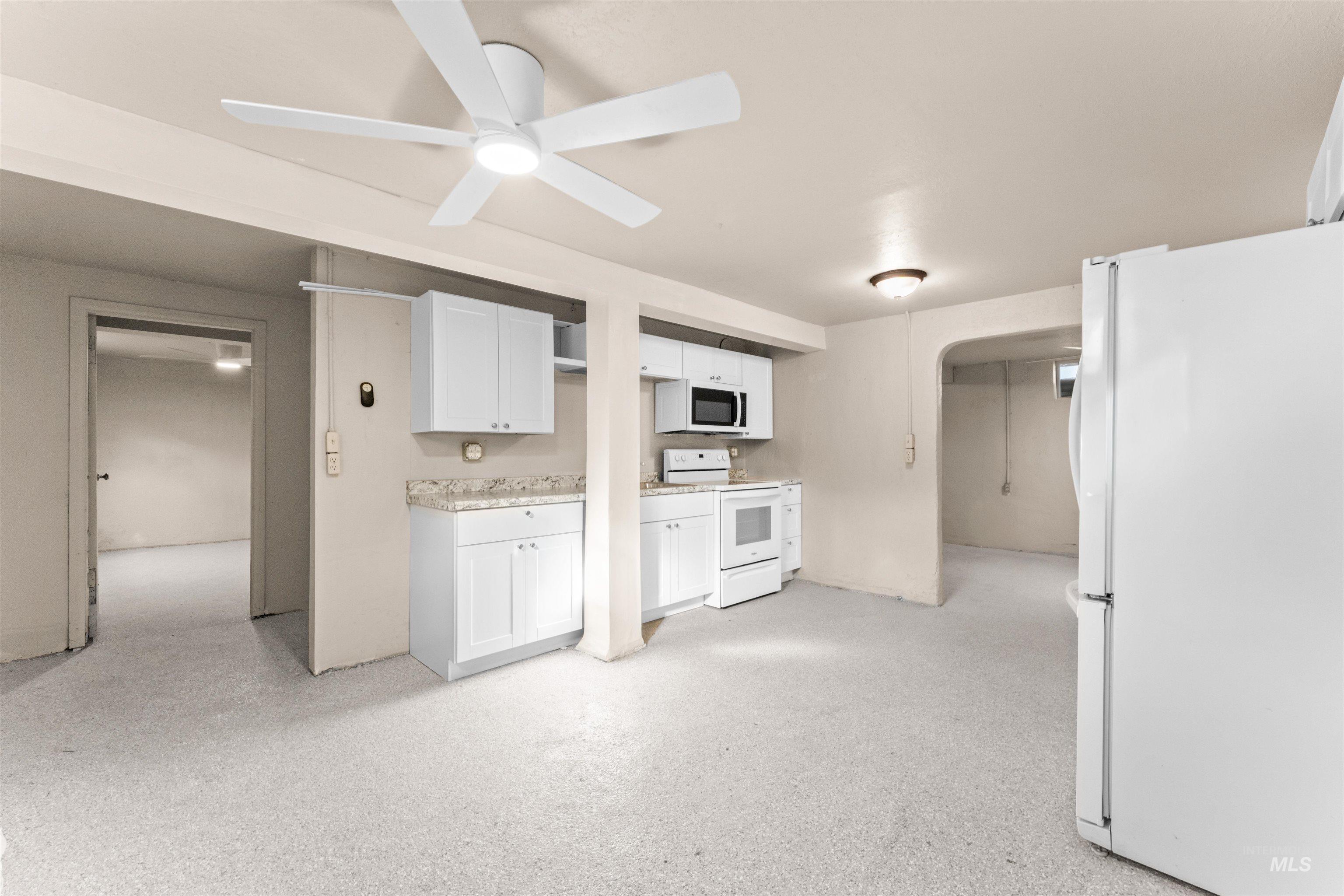 403 N 12 street, Nampa, Idaho 83651, 5 Bedrooms, 2 Bathrooms, Residential Income For Sale, Price $575,000,MLS 98999029