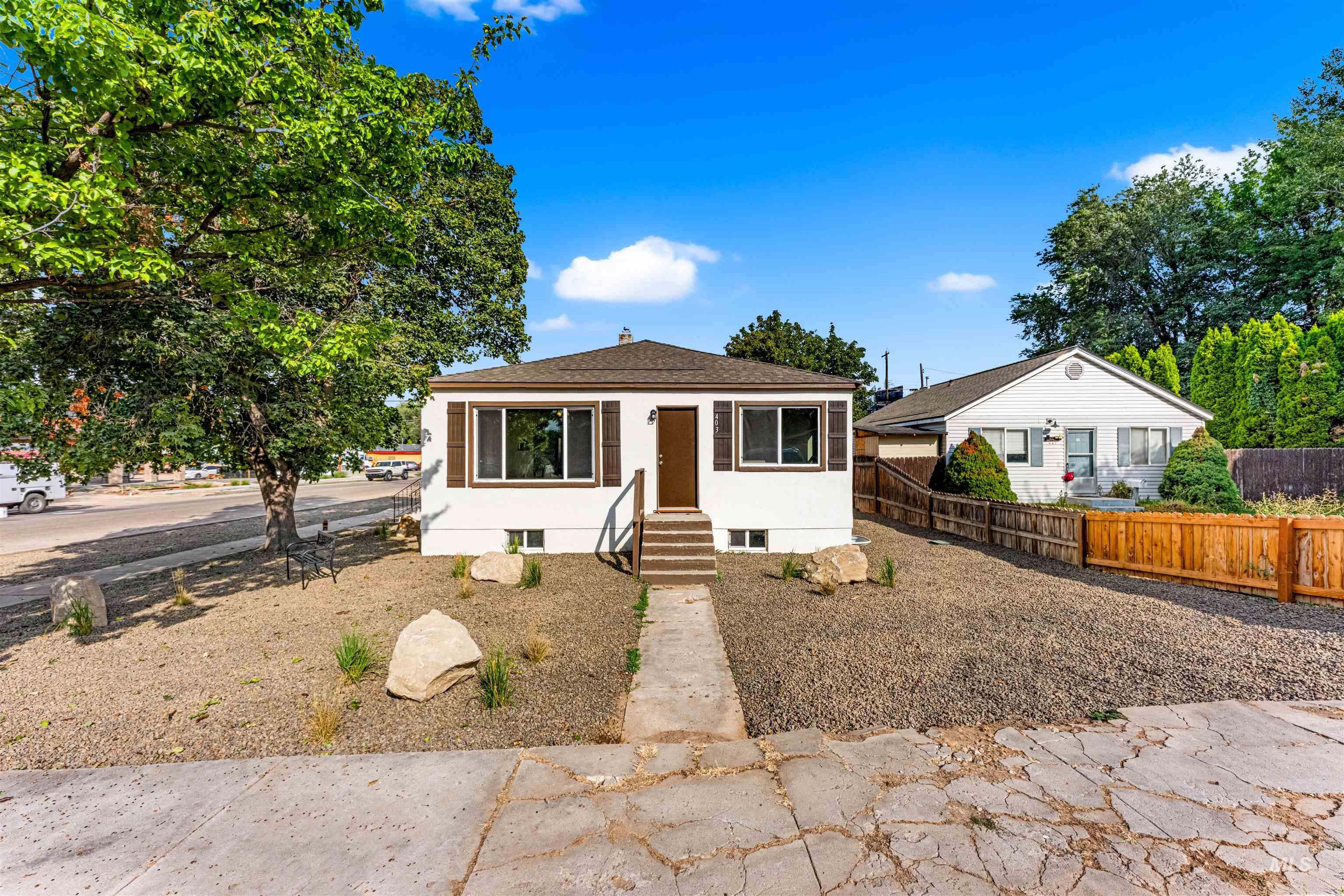 403 N 12 street, Nampa, Idaho 83651, 5 Bedrooms, 2 Bathrooms, Residential Income For Sale, Price $575,000,MLS 98999029