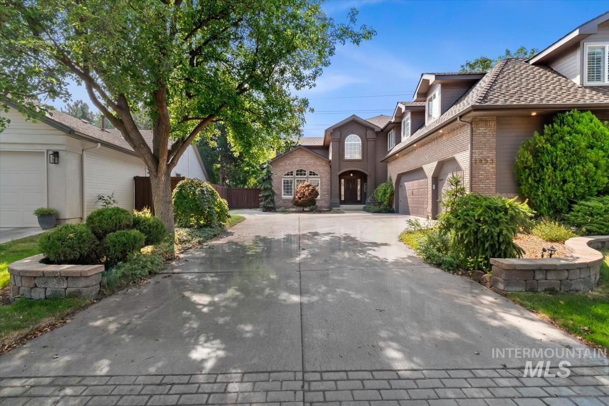 2633 S Swallowtail Lane, Boise, Idaho 83706, 6 Bedrooms, 2.5 Bathrooms, Residential For Sale, Price $1,499,900,MLS 98999030