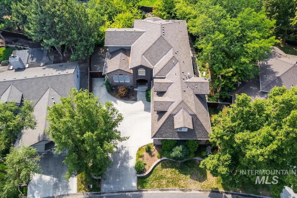 2633 S Swallowtail Lane, Boise, Idaho 83706, 6 Bedrooms, 2.5 Bathrooms, Residential For Sale, Price $1,499,900,MLS 98999030