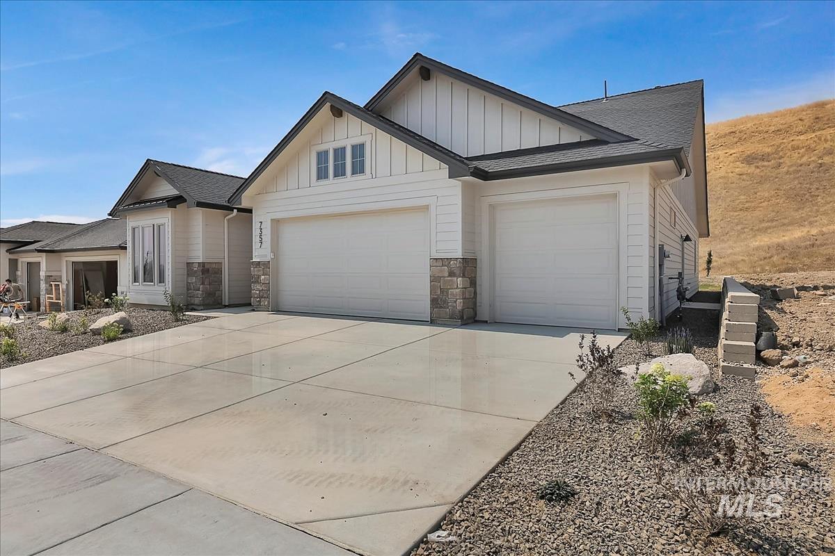 7357 Powell Place, Eagle, Idaho 83629, 3 Bedrooms, 3 Bathrooms, Residential For Sale, Price $849,880,MLS 98999032