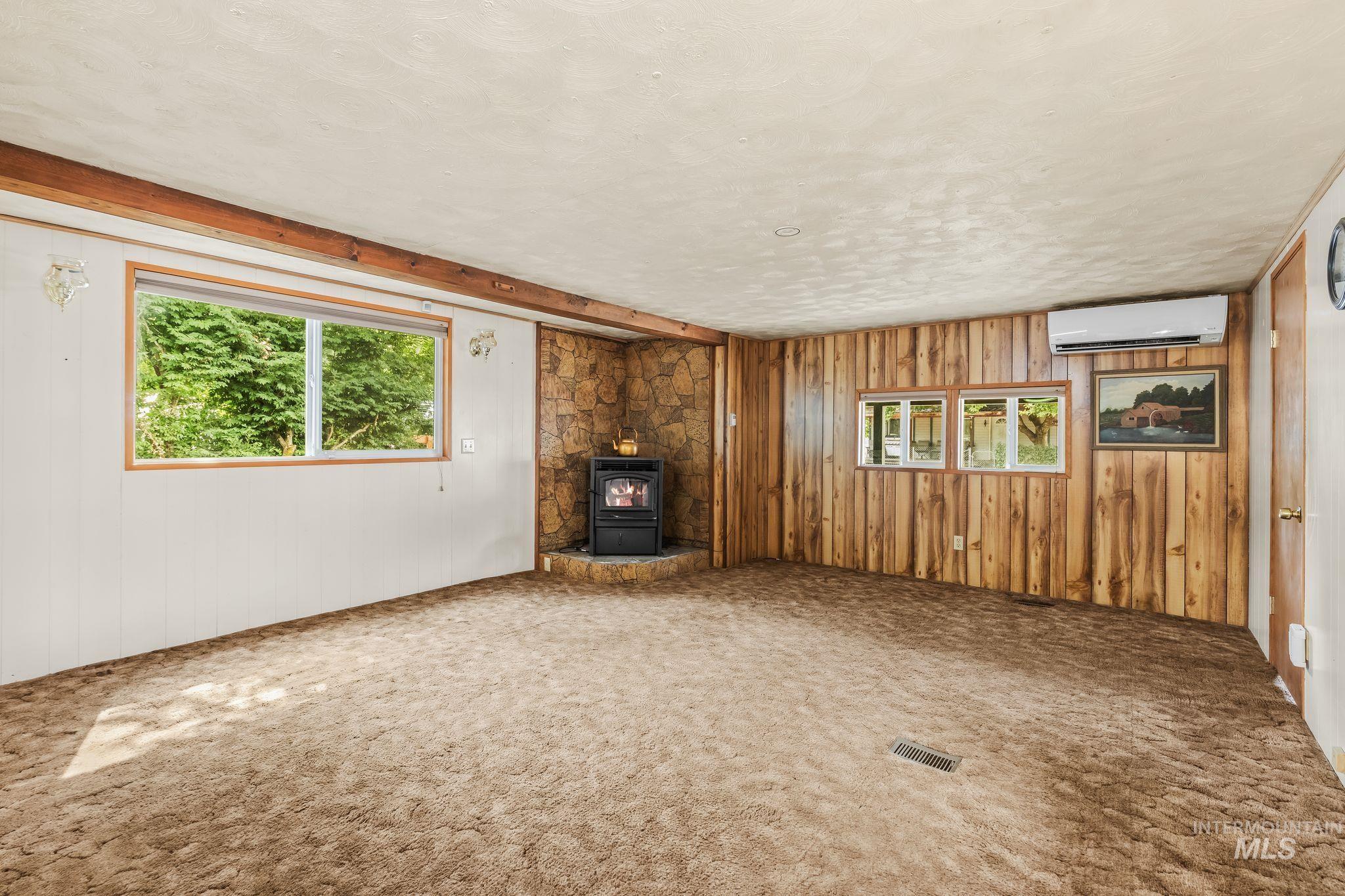 701 1/2 Clearwater St, Kooskia, Idaho 83539, 1 Bedroom, 1 Bathroom, Residential For Sale, Price $199,000,MLS 98999033