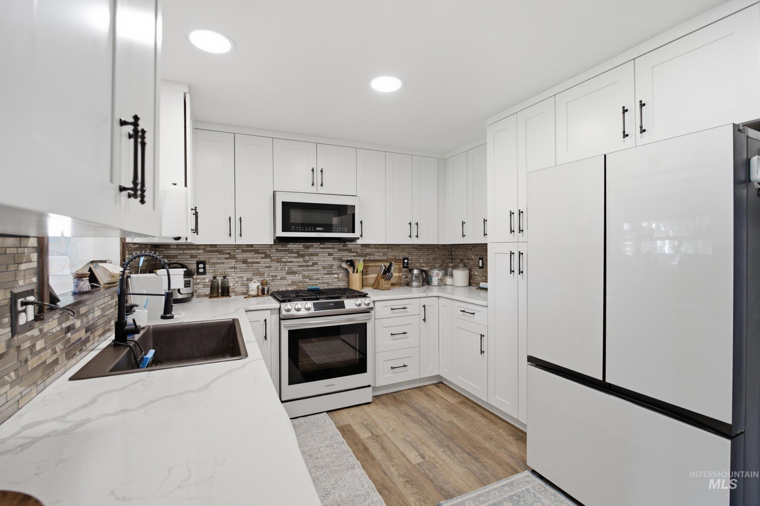 2535 N 3rd E, Mountain Home, Idaho 83647, 4 Bedrooms, 2 Bathrooms, Residential For Sale, Price $415,000,MLS 98999035