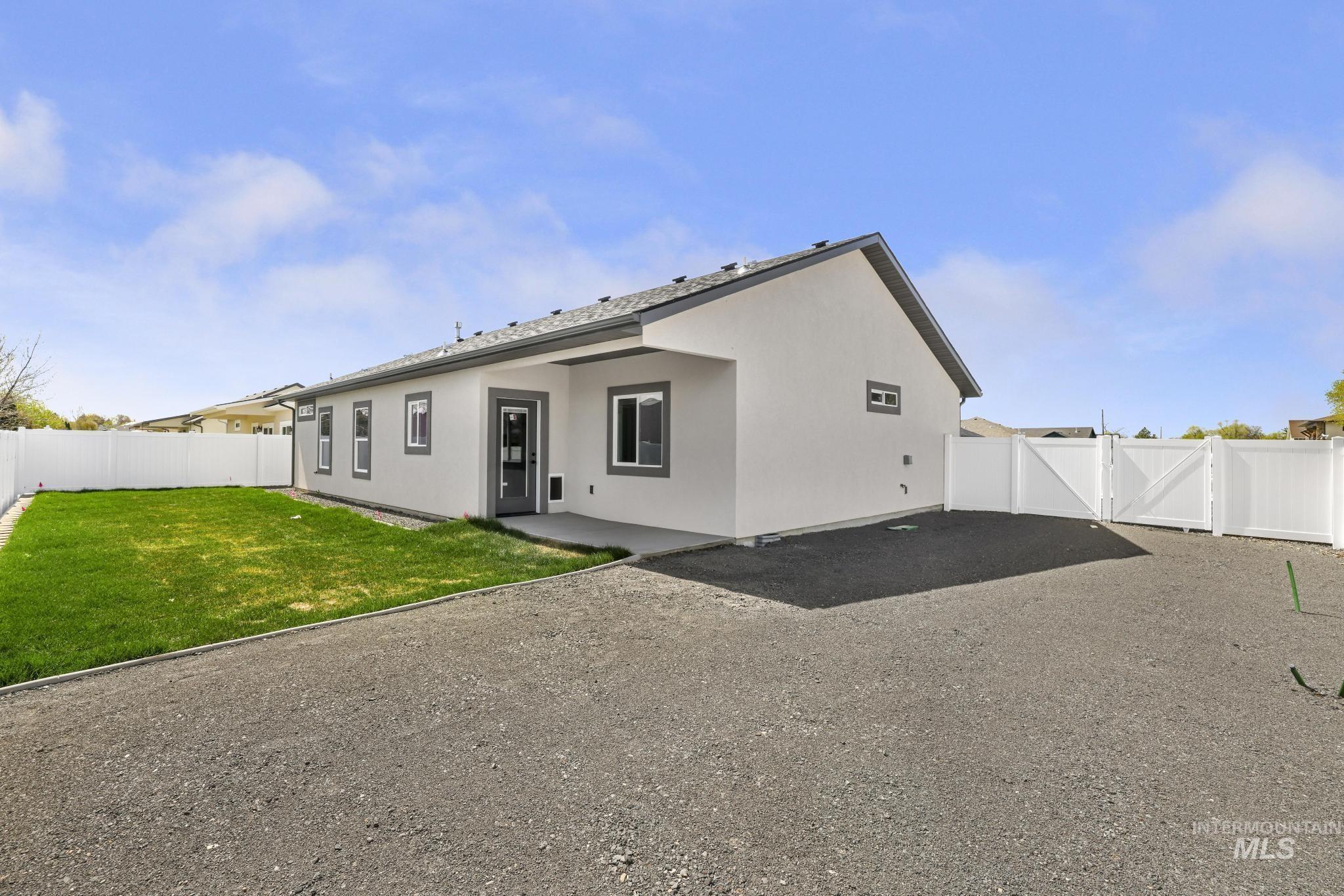 251a Waucanza Street, Dietrich, Idaho 83324, 3 Bedrooms, 2 Bathrooms, Residential For Sale, Price $469,900, 98999041