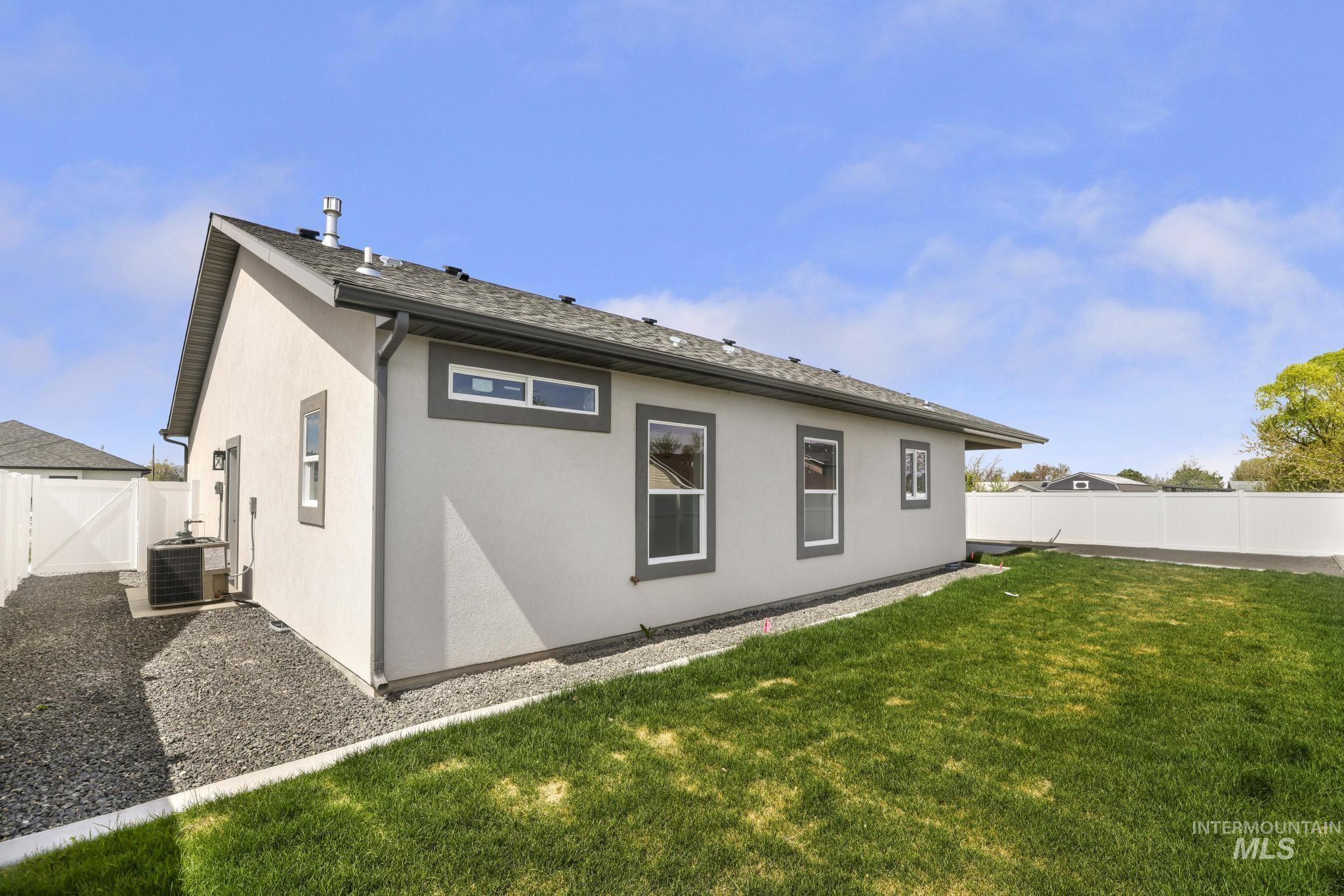 251a Waucanza Street, Dietrich, Idaho 83324, 3 Bedrooms, 2 Bathrooms, Residential For Sale, Price $469,900, 98999041