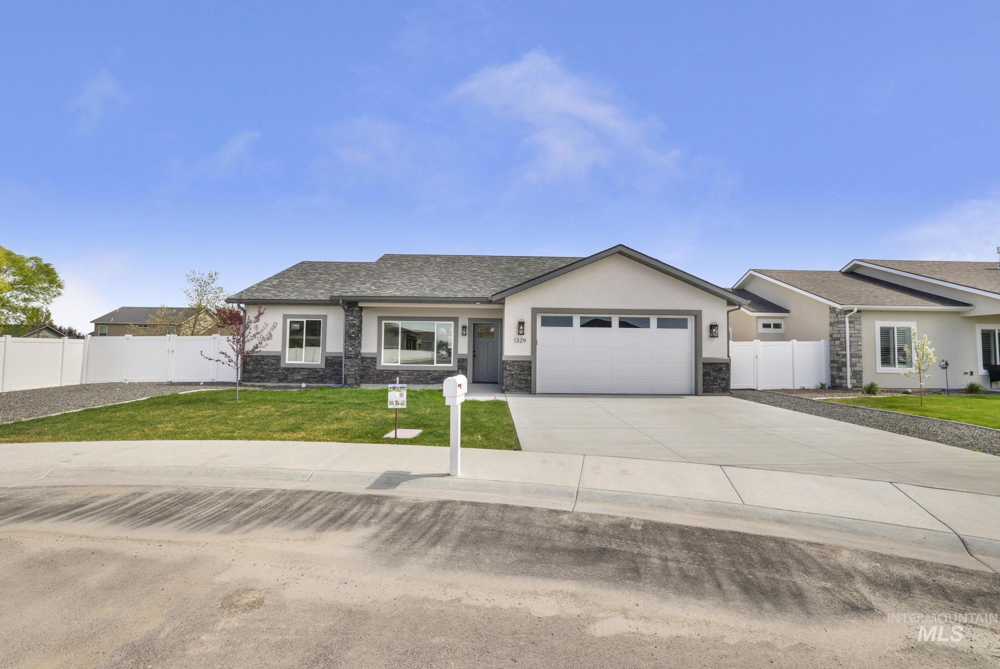 251a Waucanza Street, Dietrich, Idaho 83324, 3 Bedrooms, 2 Bathrooms, Residential For Sale, Price $469,900, 98999041
