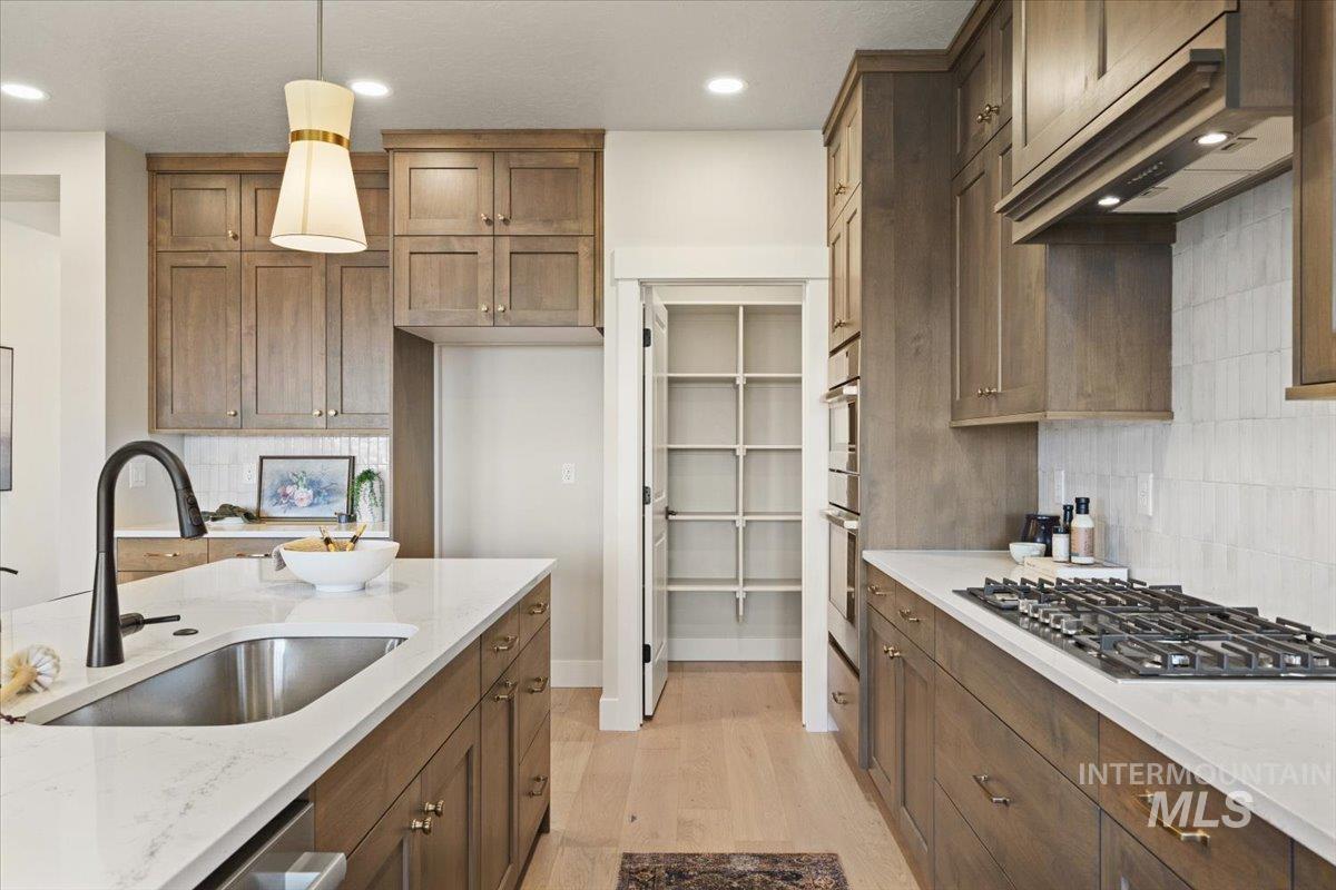 6999 W Tolland St, Eagle, Idaho 83616, 4 Bedrooms, 2 Bathrooms, Residential For Sale, Price $719,880,MLS 98999043