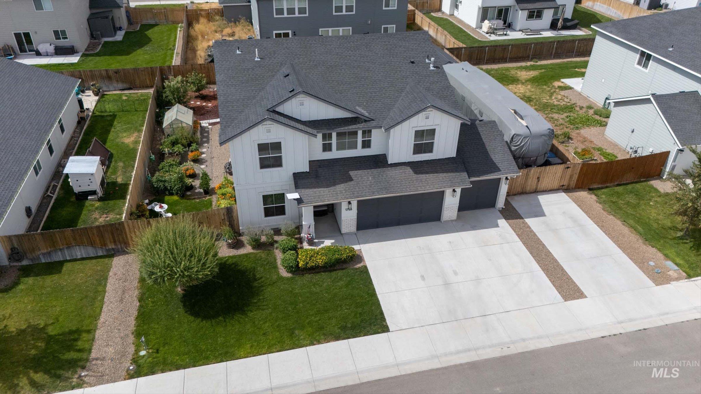 1755 SW Miner, Mountain Home, Idaho 83647, 4 Bedrooms, 2.5 Bathrooms, Residential For Sale, Price $519,000,MLS 98999045