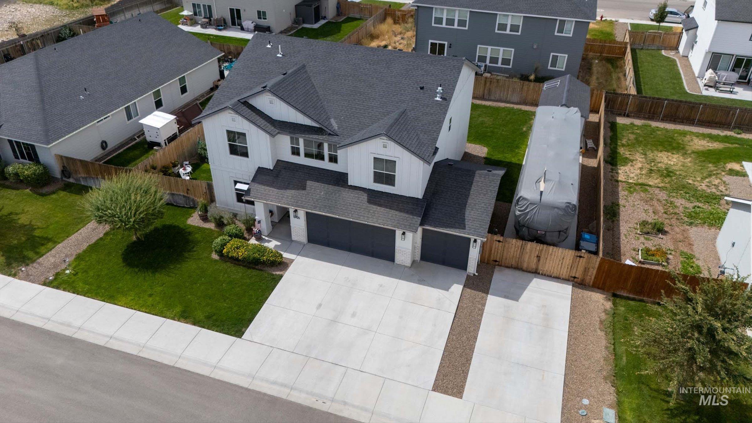 1755 SW Miner, Mountain Home, Idaho 83647, 4 Bedrooms, 2.5 Bathrooms, Residential For Sale, Price $519,000,MLS 98999045