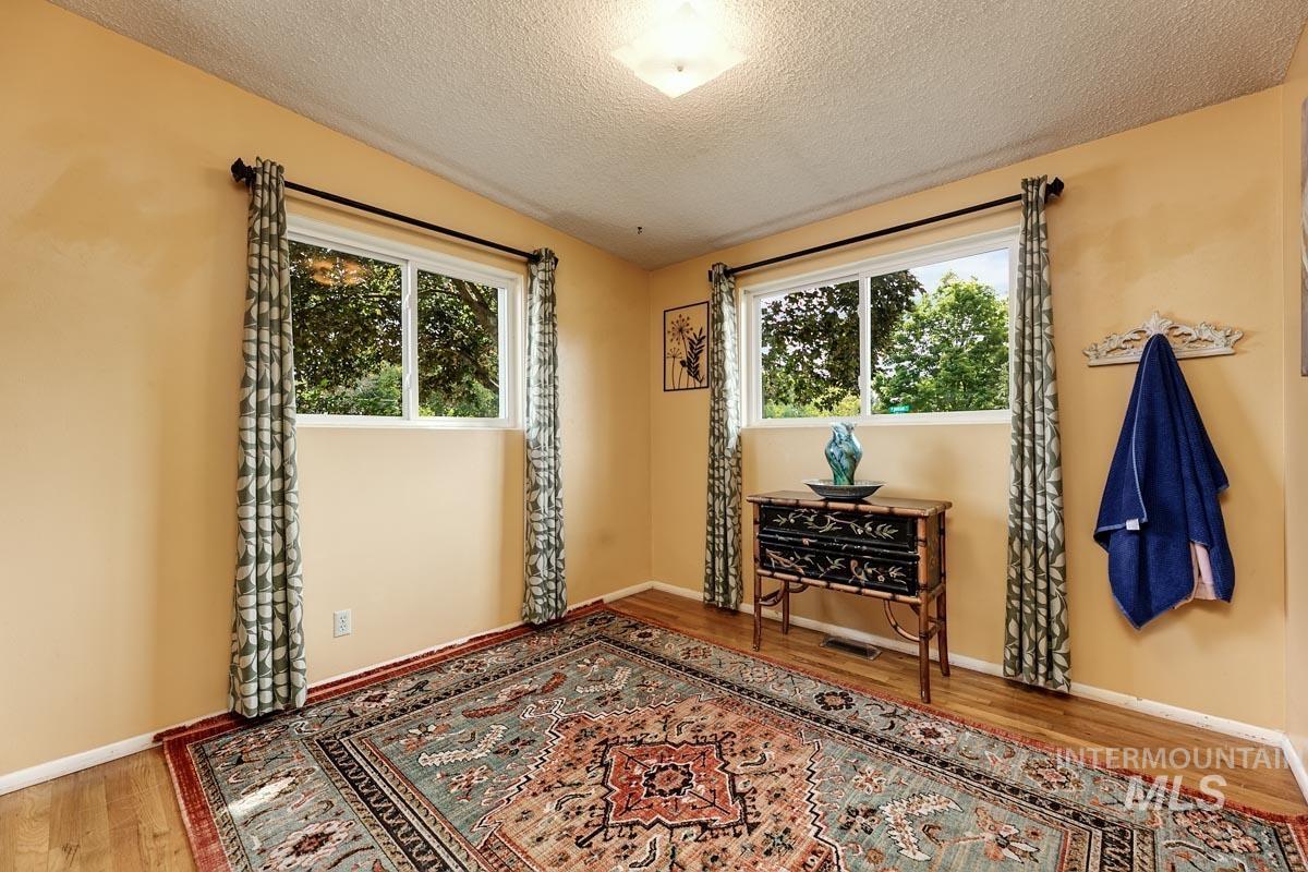 6302 W Dorian St, Boise, Idaho 83709, 3 Bedrooms, 1 Bathroom, Residential For Sale, Price $399,999, 98999049